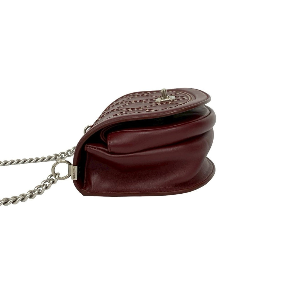 Chanel Red Color Wine Leather Pochette Shoulder Bag (Pre-Owned)