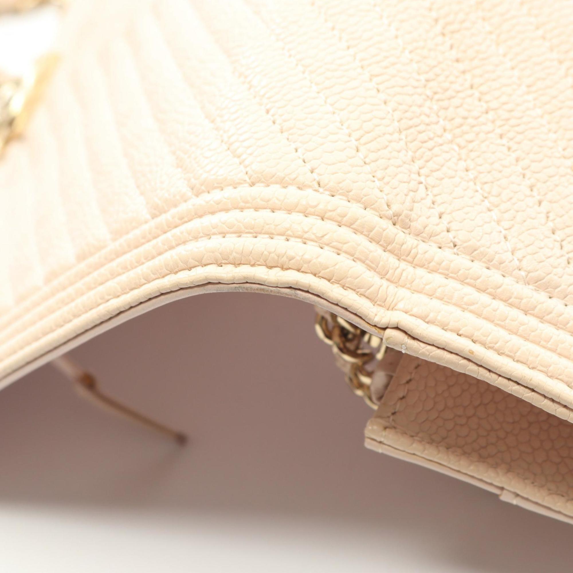 Chanel Beige Leather Shoulder Bag (Pre-Owned)