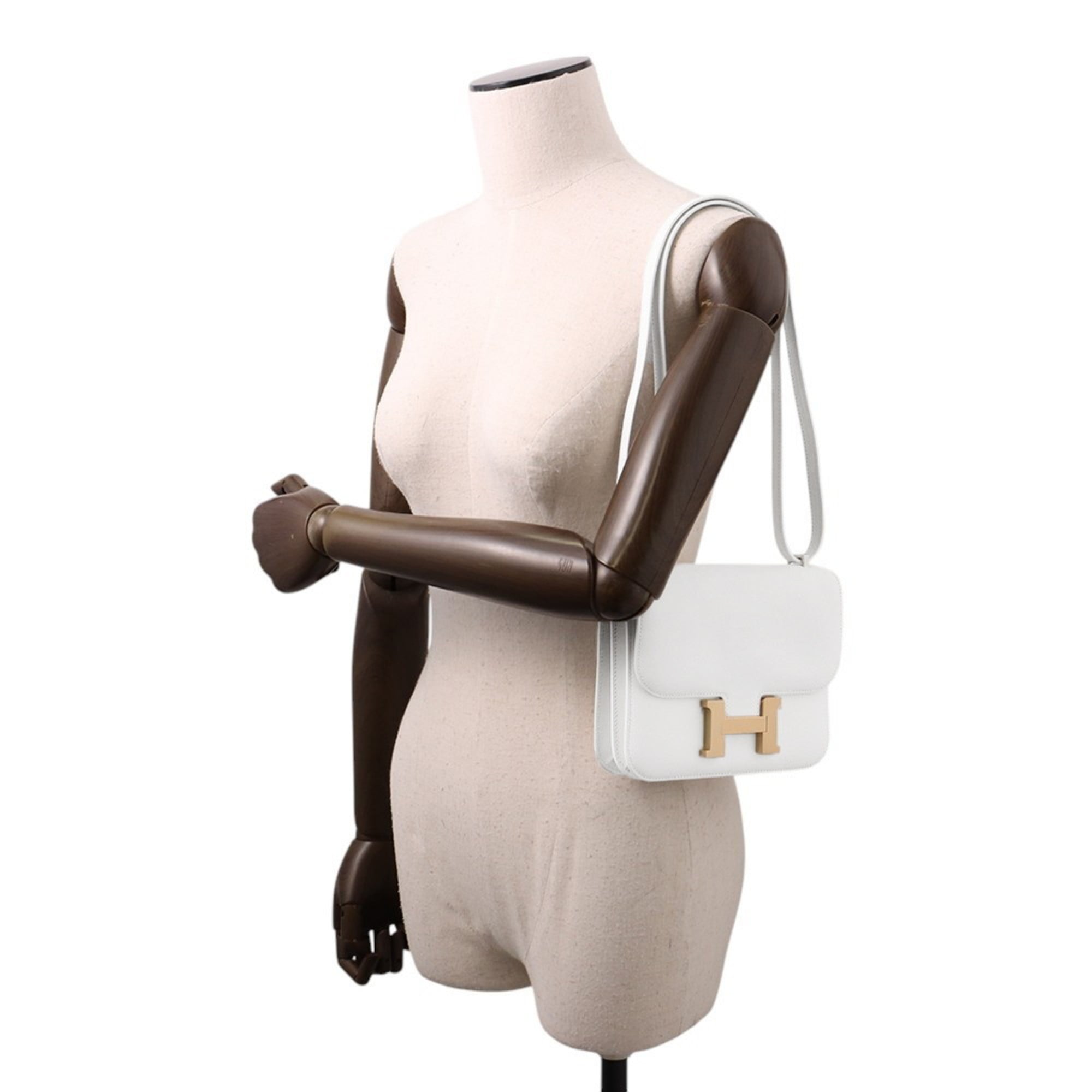 Hermes White Evercalf Leather Shoulder Bag (Pre-Owned)