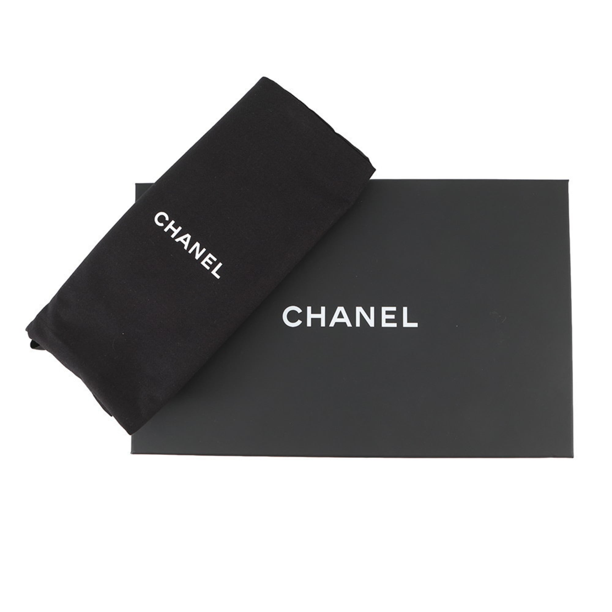 Chanel Matelasse Black Grained Calfskin Pouch (Pre-Owned)