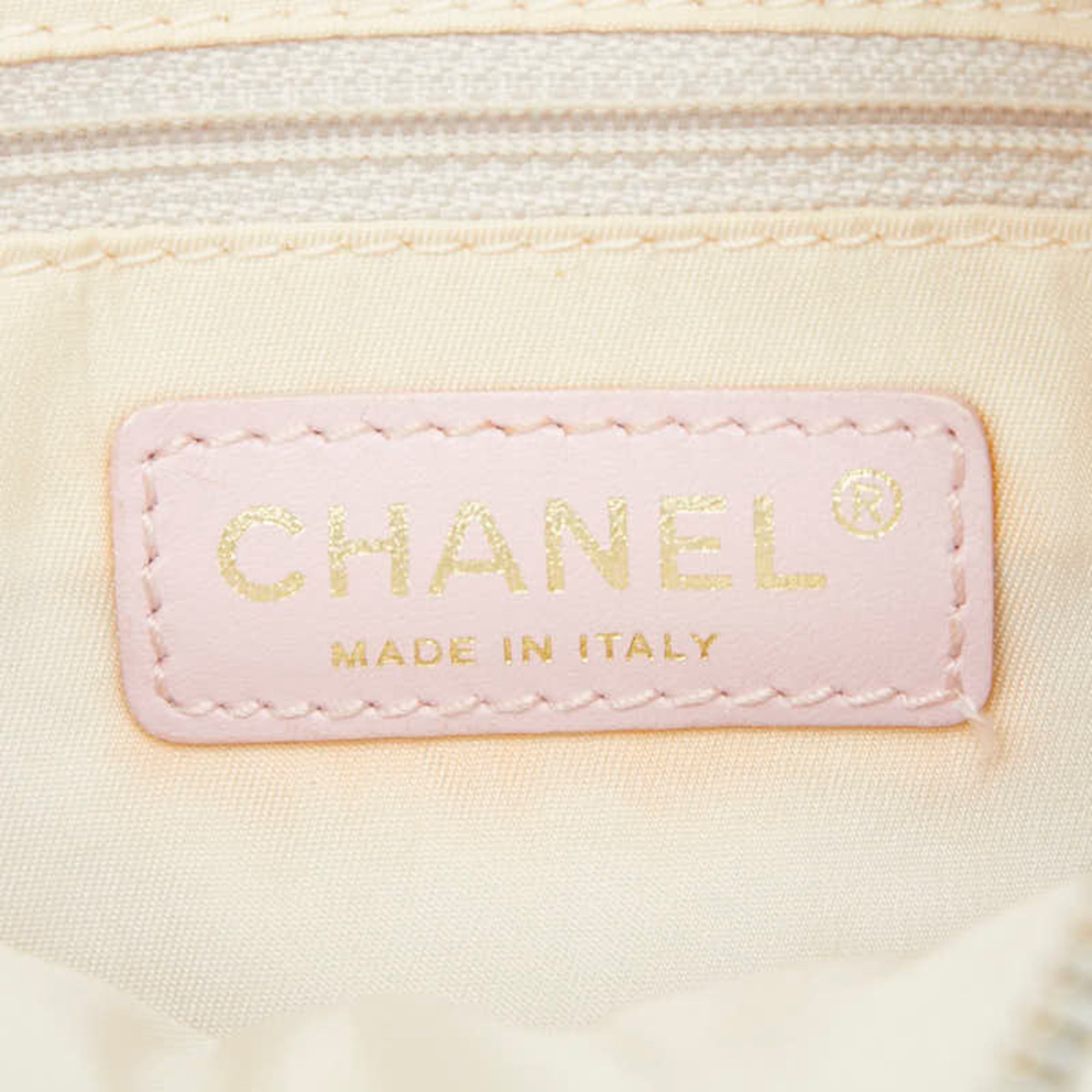 Chanel Pink Nylon Leather Shoulder Bag (Pre-Owned)