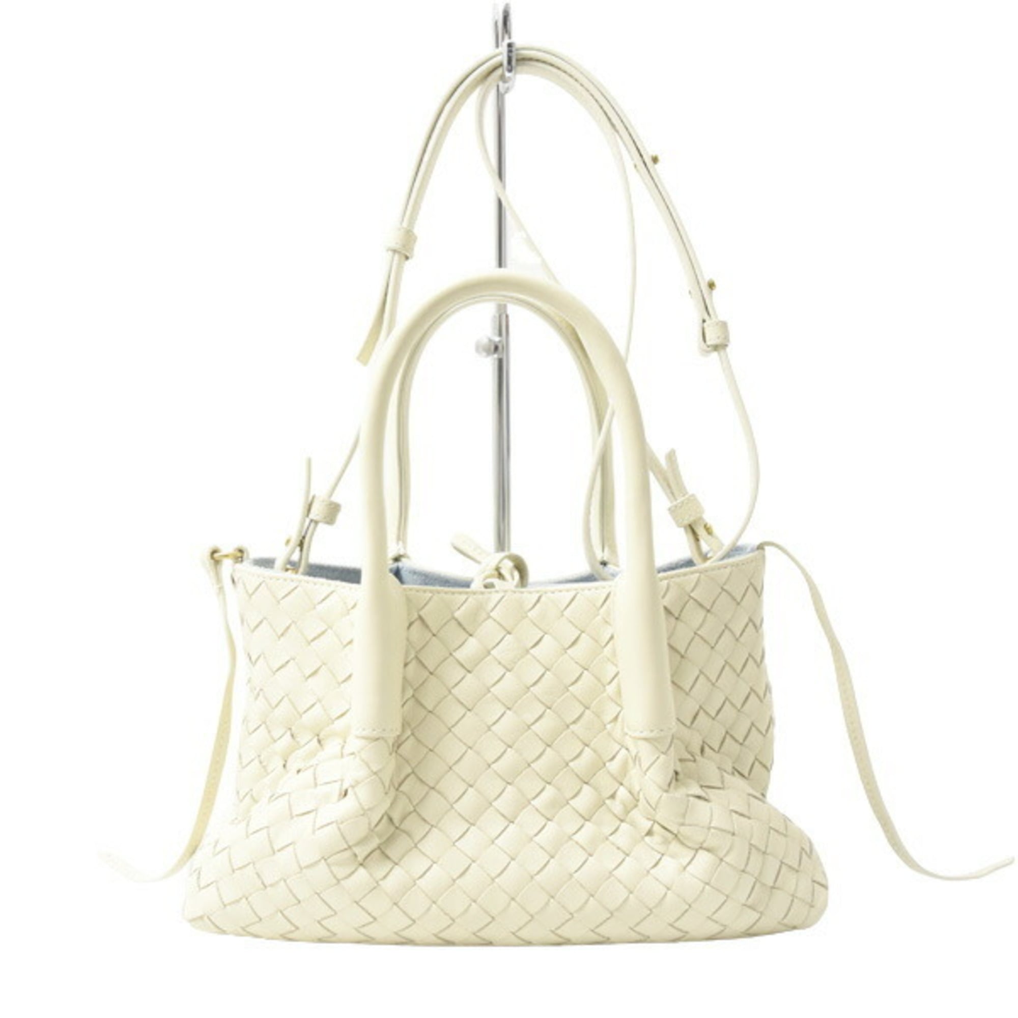 Bottega Veneta Intrecciato Ivory White Intrecciato Shoulder Bag (Pre-Owned)