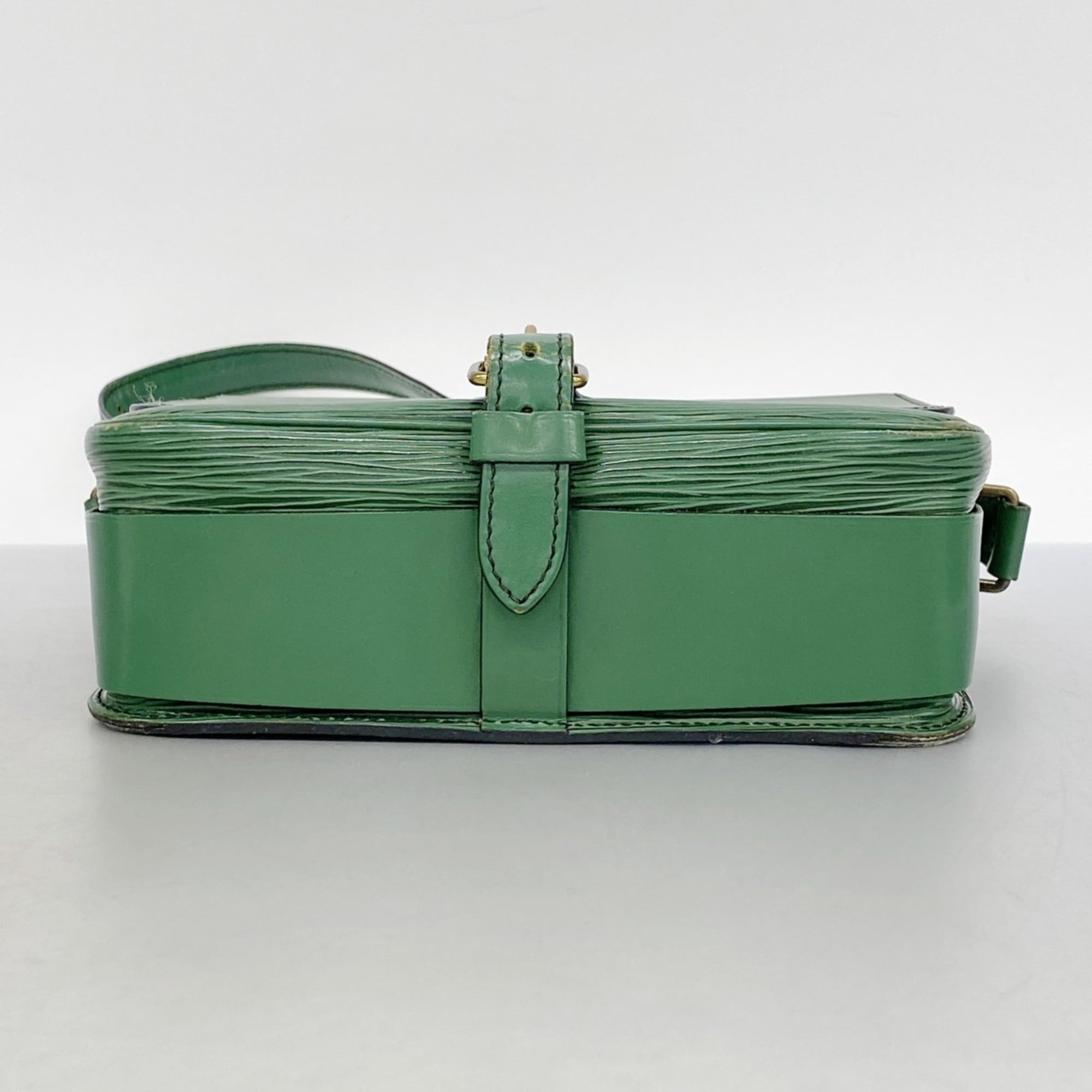 Louis Vuitton Borneo Green Shoulder Bag (Pre-Owned)