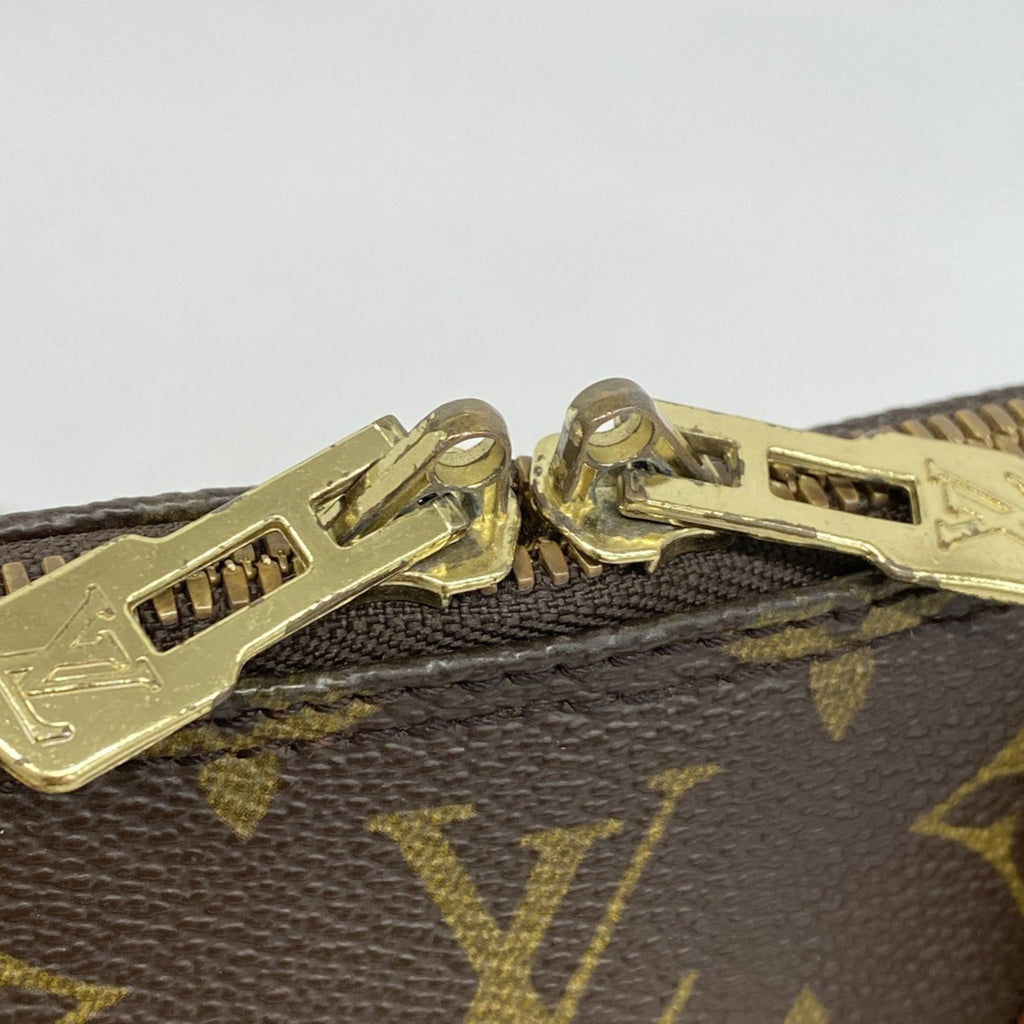 Louis Vuitton Brown Handbag (Pre-Owned)