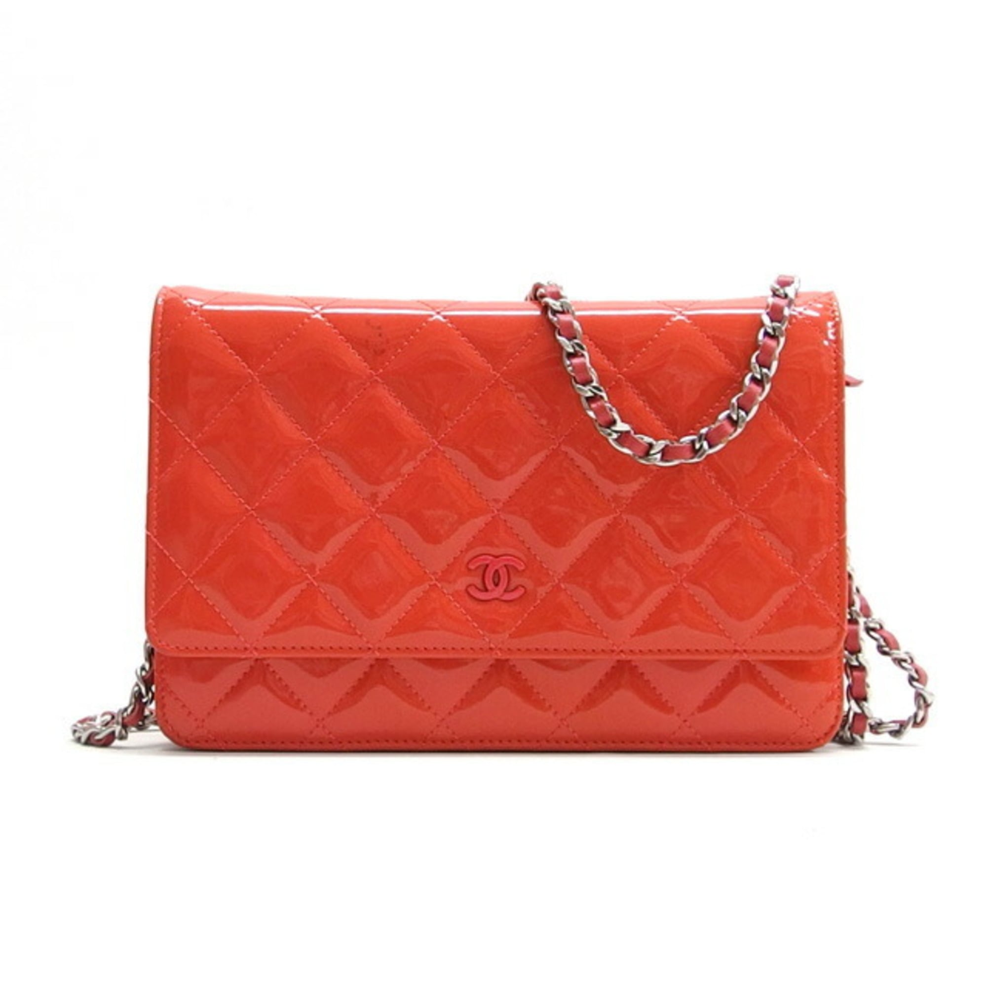 Chanel Matelasse Coral Orange Orange Red Orange Patent Leather Shoulder Bag (Pre-Owned)