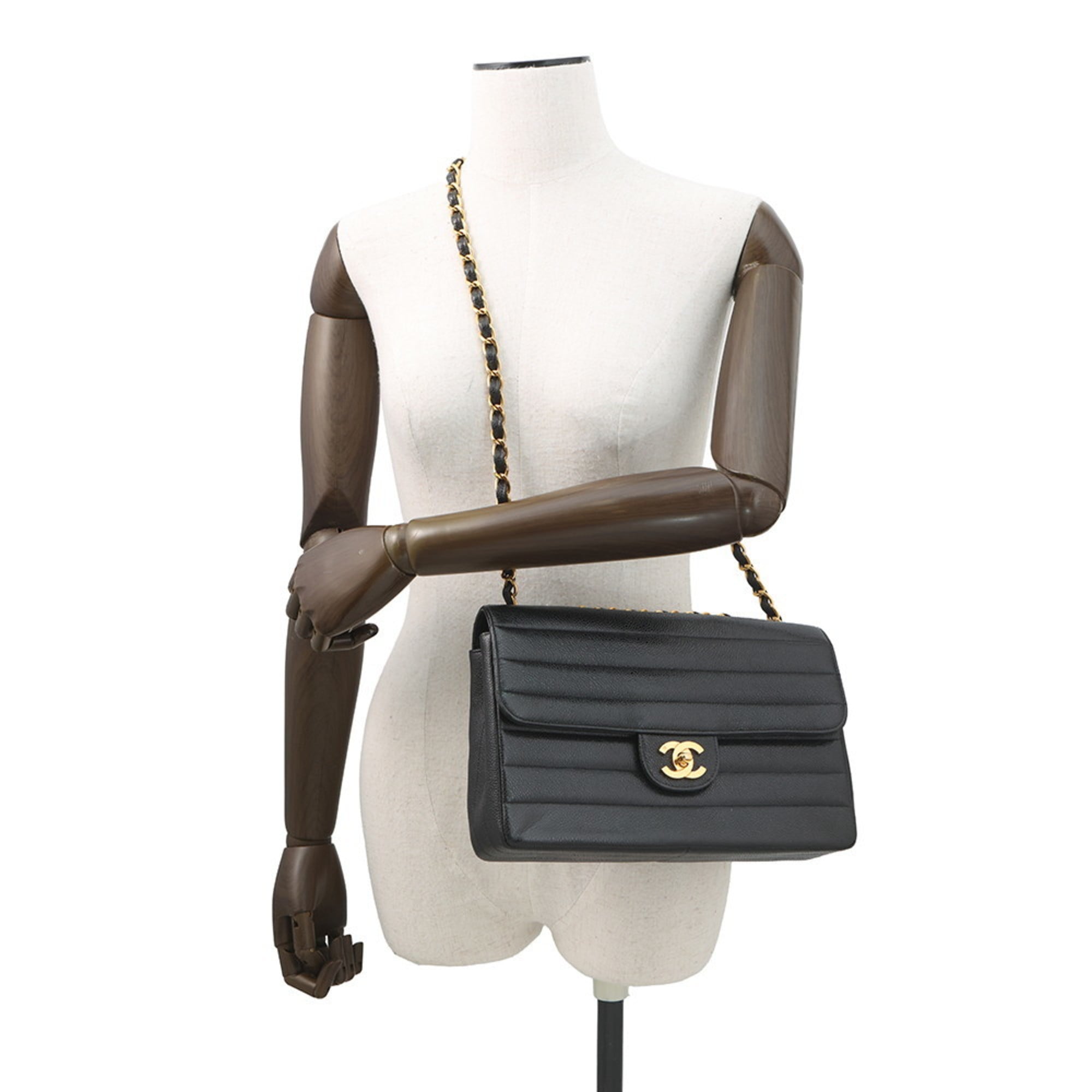 Chanel Black Grained Calfskin Shoulder Bag (Pre-Owned)