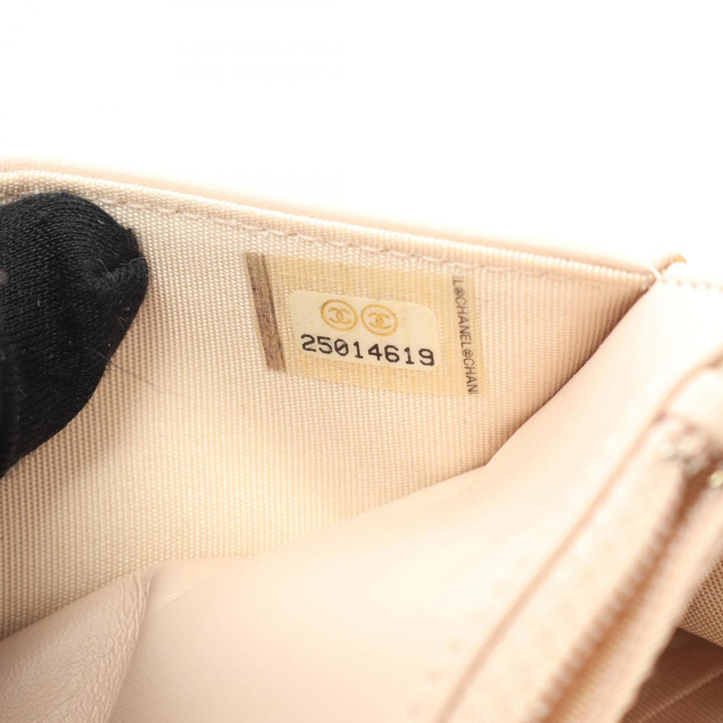 Chanel Beige Leather Shoulder Bag (Pre-Owned)