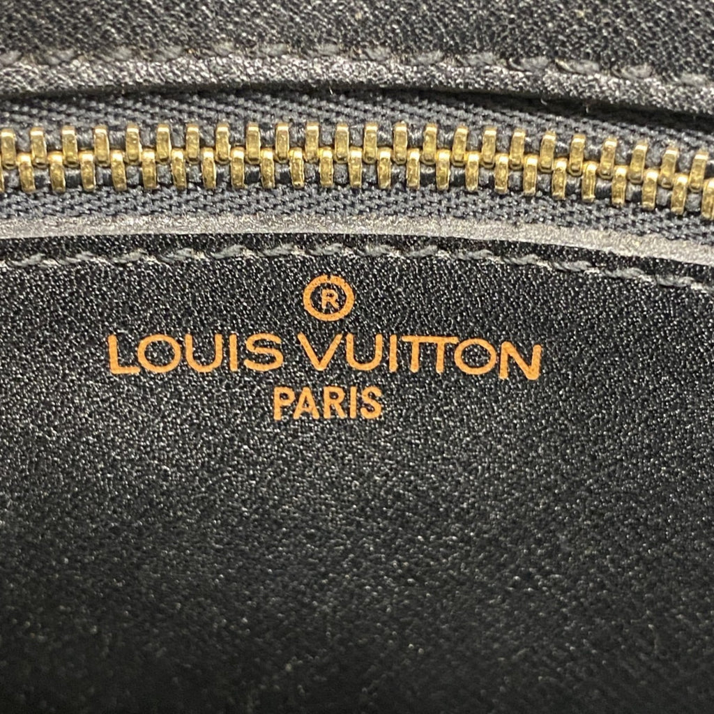 Louis Vuitton Borneo Green Shoulder Bag (Pre-Owned)