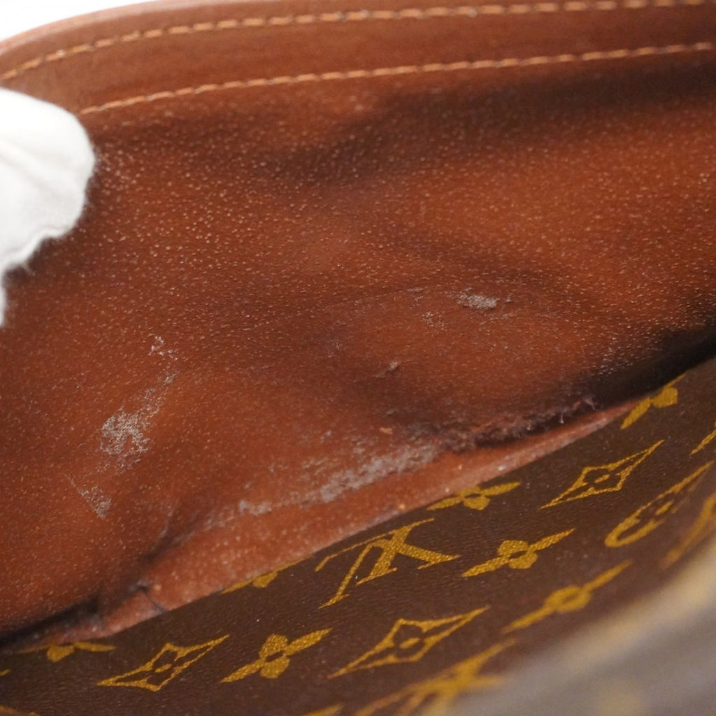 Louis Vuitton Brown Shoulder Bag (Pre-Owned)
