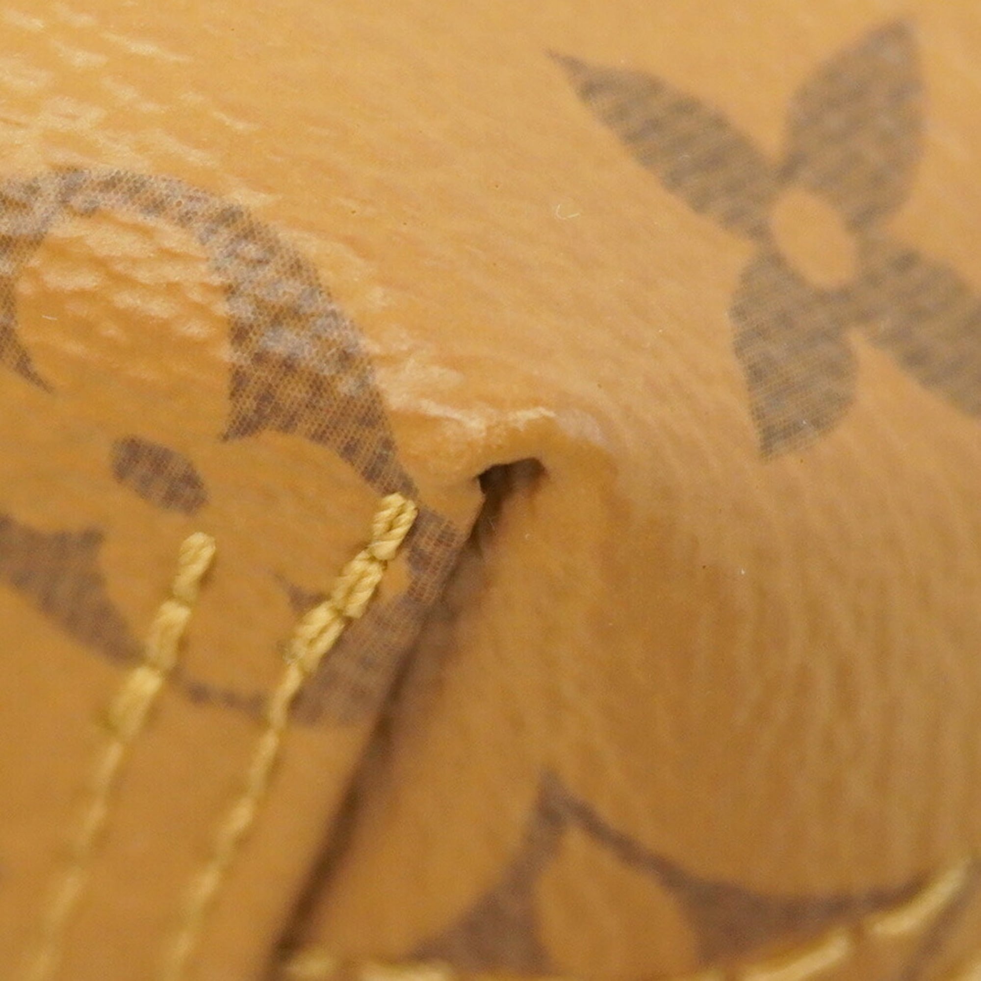 Louis Vuitton Brown Handbag (Pre-Owned)