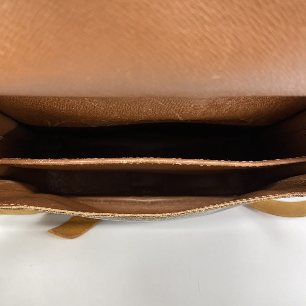 Louis Vuitton Brown Shoulder Bag (Pre-Owned)