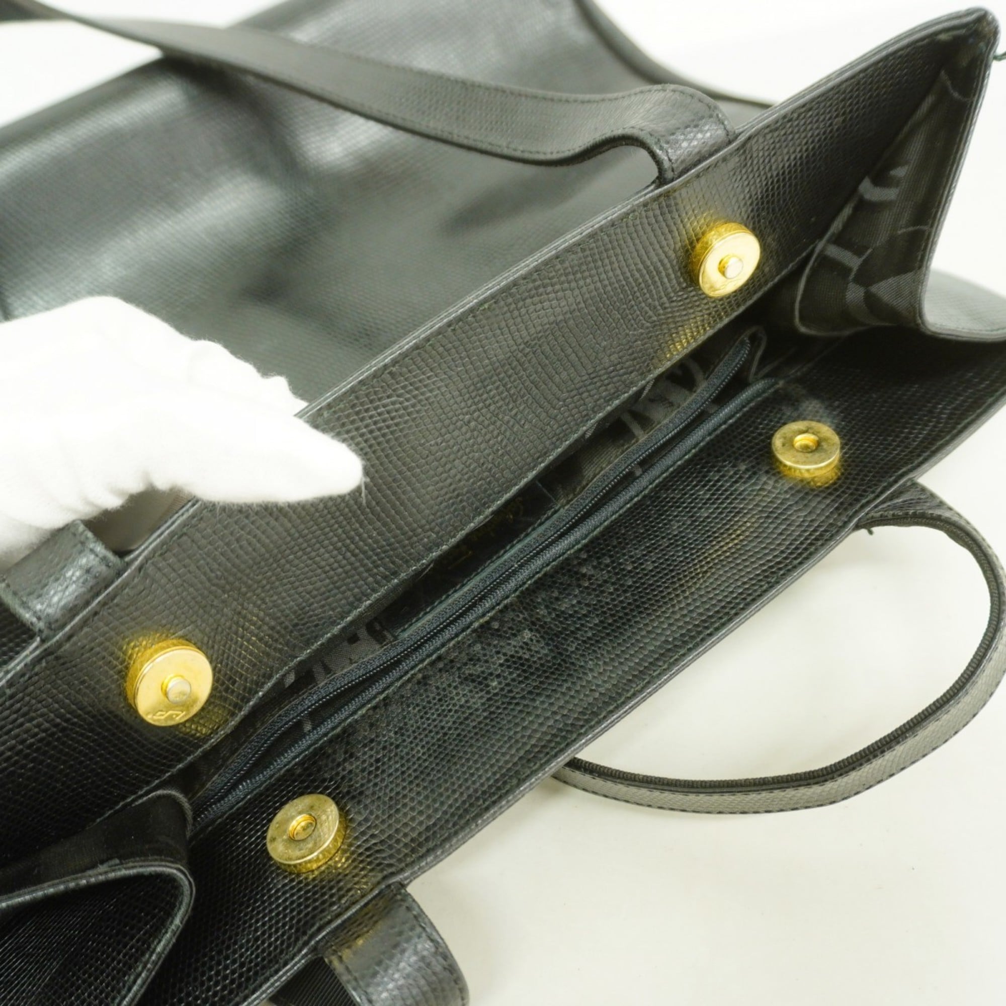 Salvatore Ferragamo Black Leather Tote Bag (Pre-Owned)