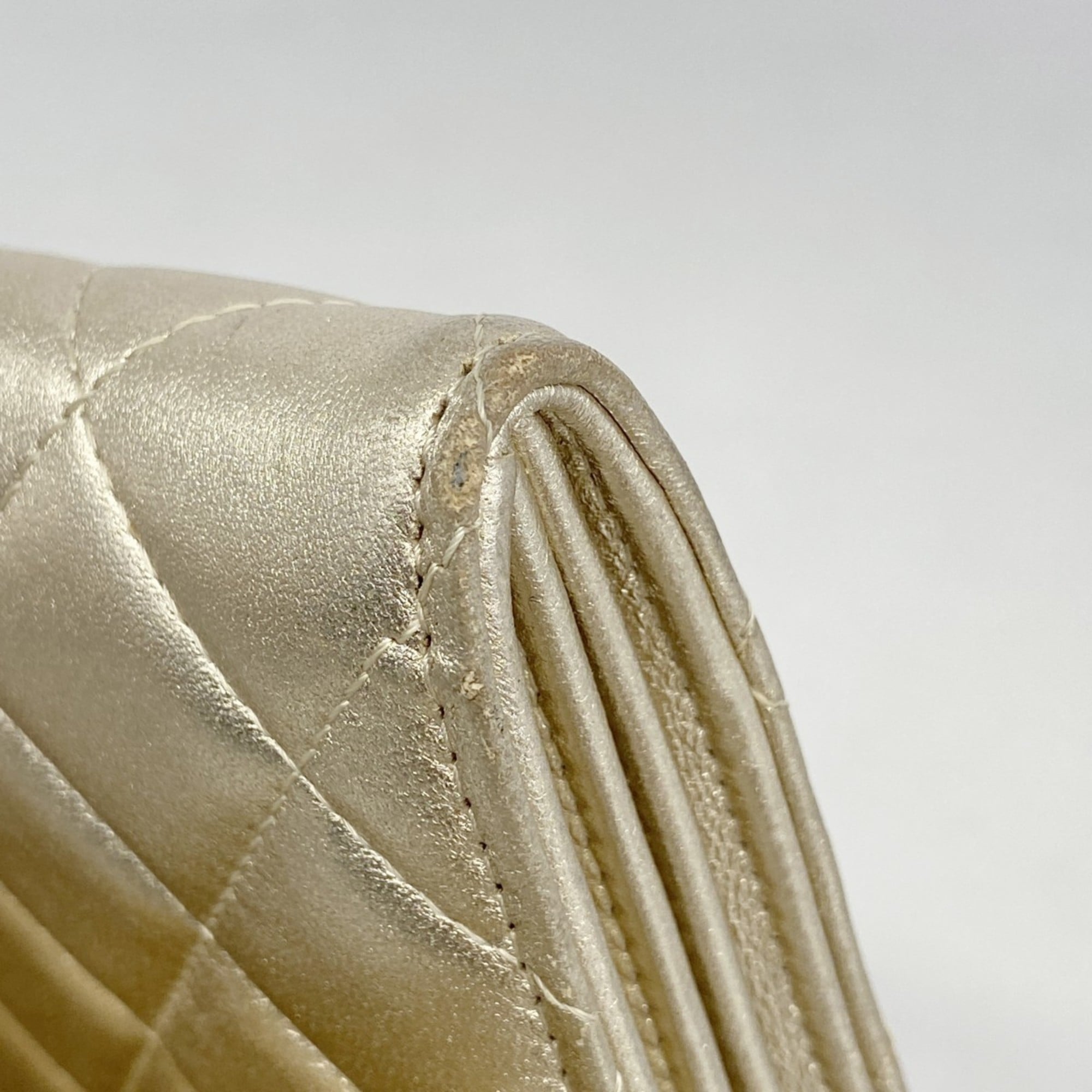 Chanel Gold Leather Long Wallet (Bi-Fold) (Pre-Owned)