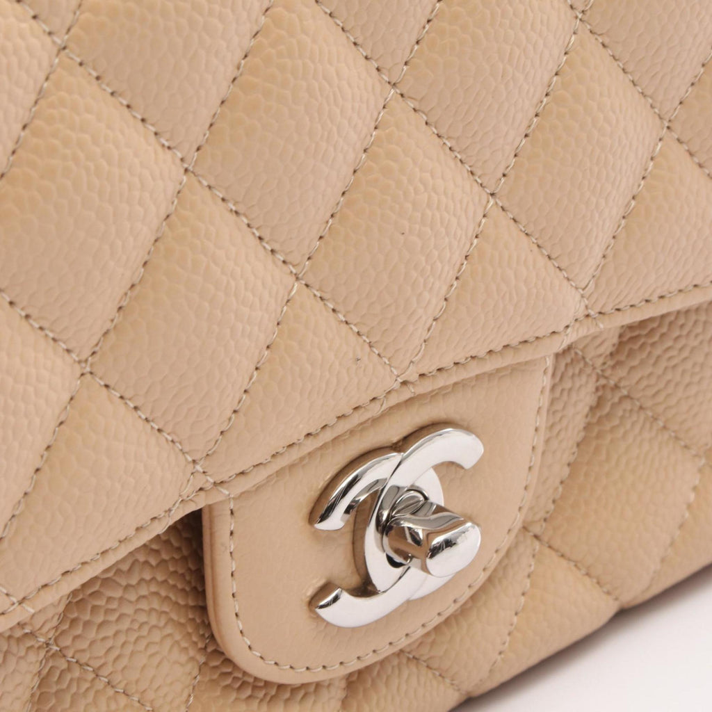 Chanel Beige Grained Calfskin Shoulder Bag (Pre-Owned)
