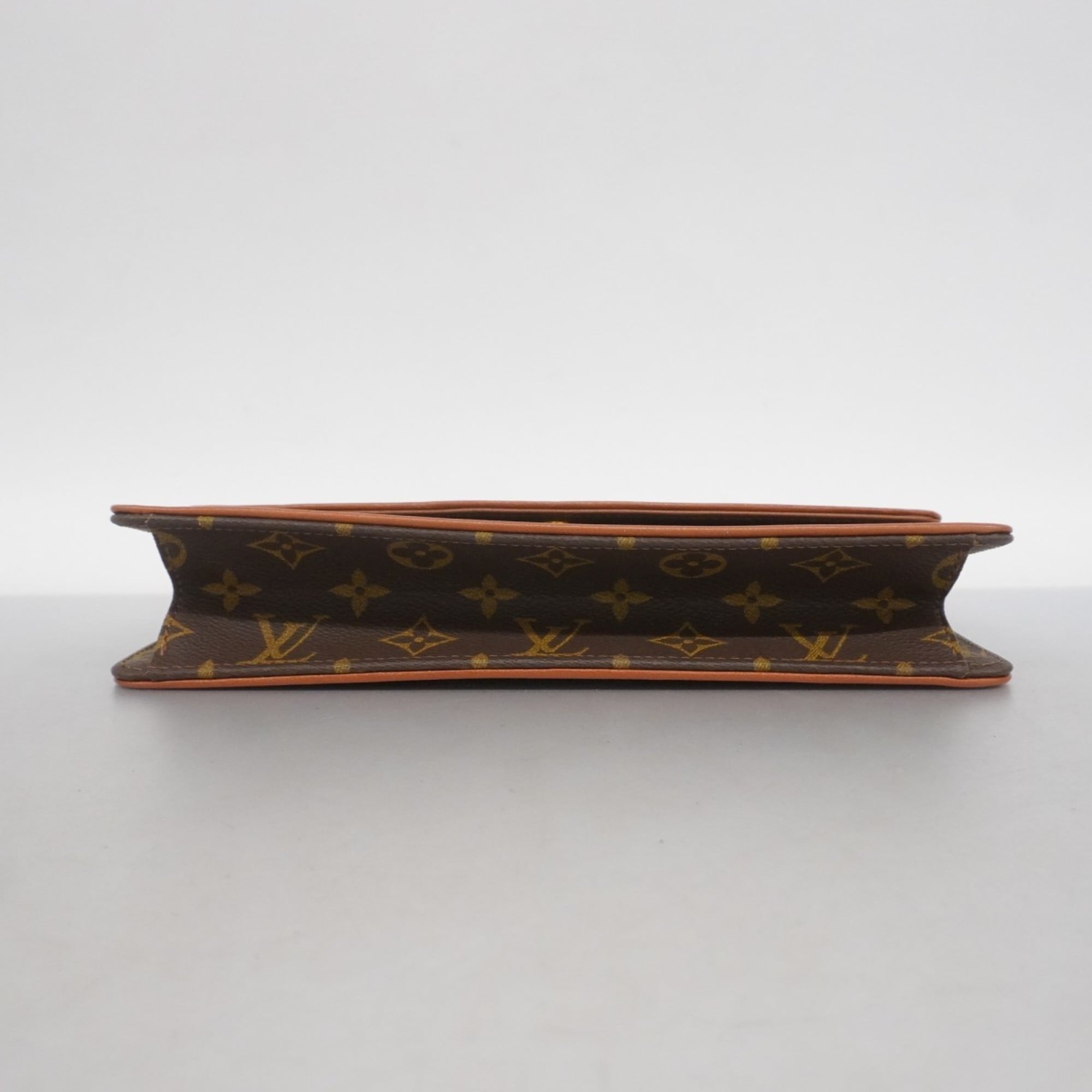 Louis Vuitton Brown Clutch Bag Pochette (Pre-Owned)