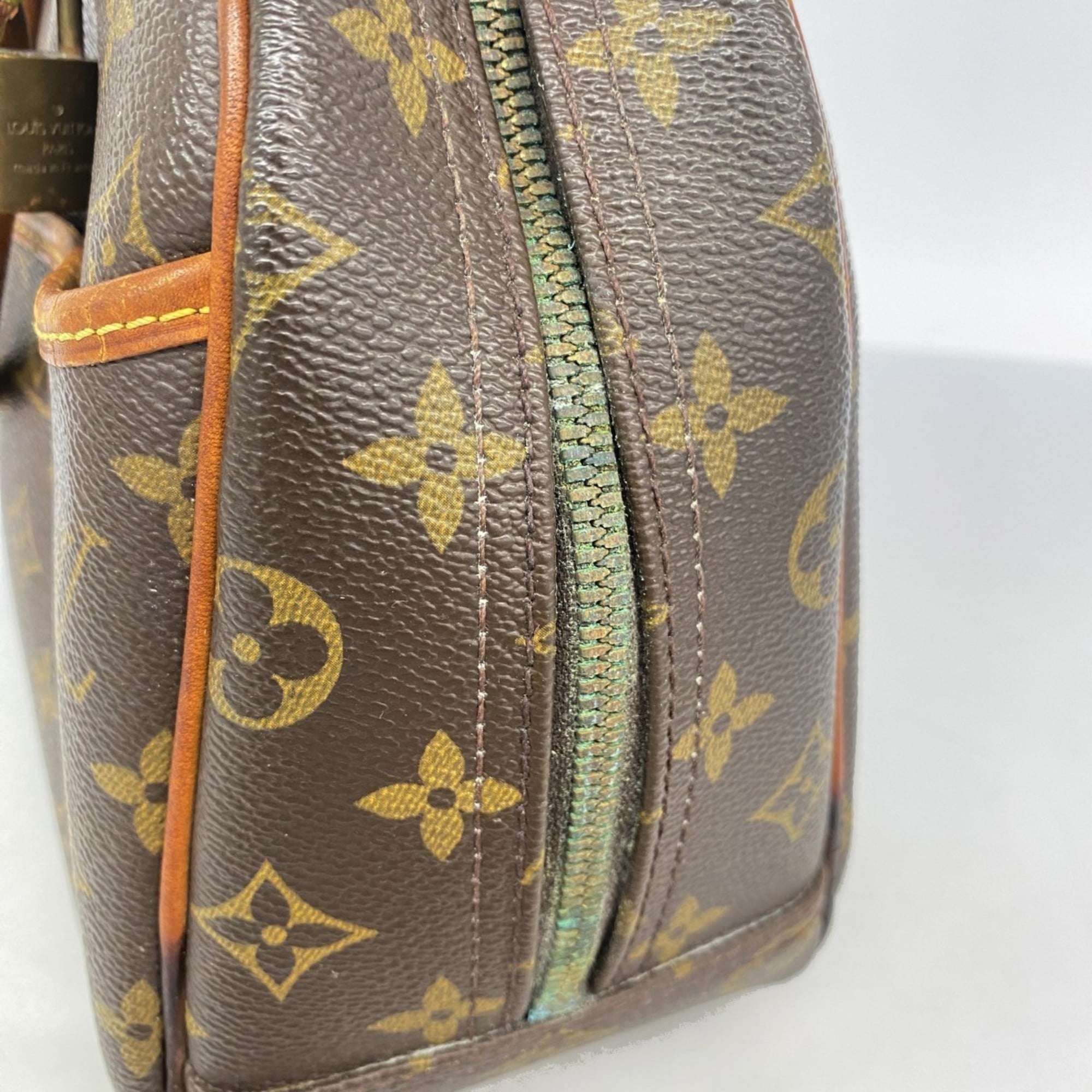 Louis Vuitton Brown Handbag (Pre-Owned)