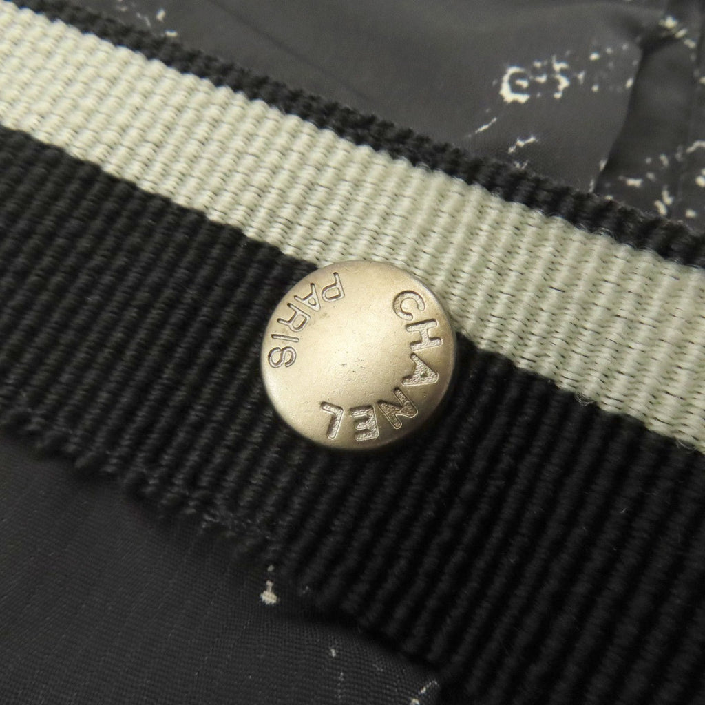 Chanel Black Nylon Tote Bag (Pre-Owned)