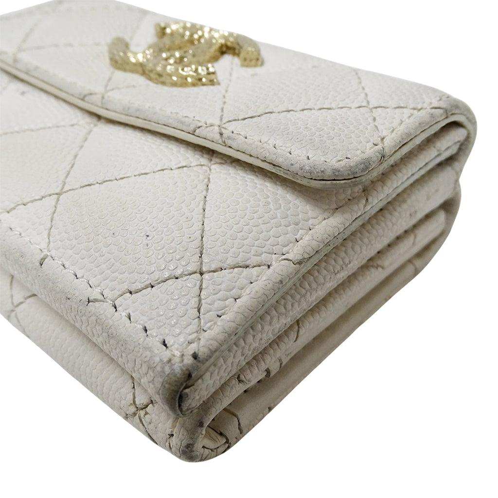 Chanel White Grained Calfskin Wallet (Tri-Fold) (Pre-Owned)