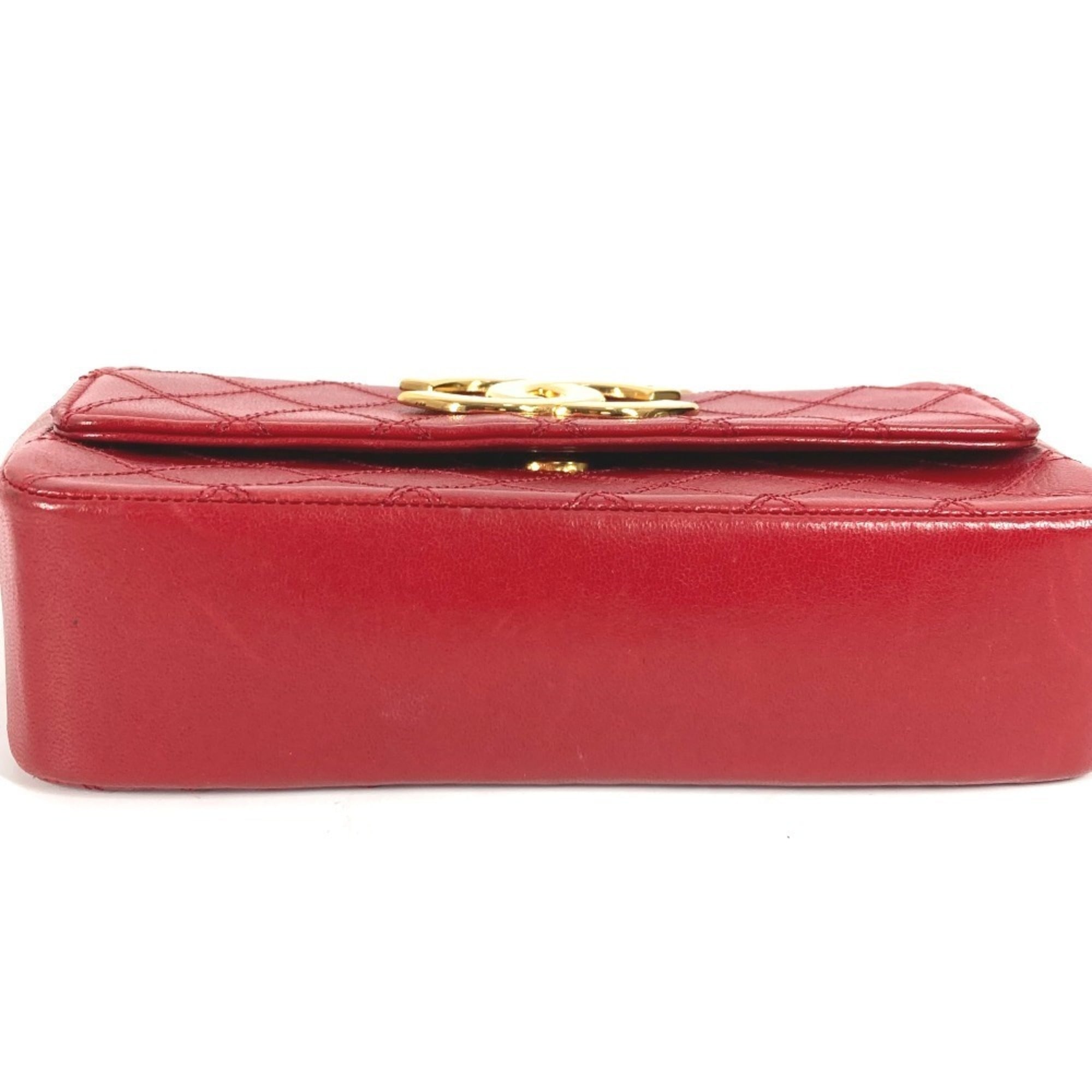 Chanel Matelasse Red Color Leather Pochette Shoulder Bag (Pre-Owned)