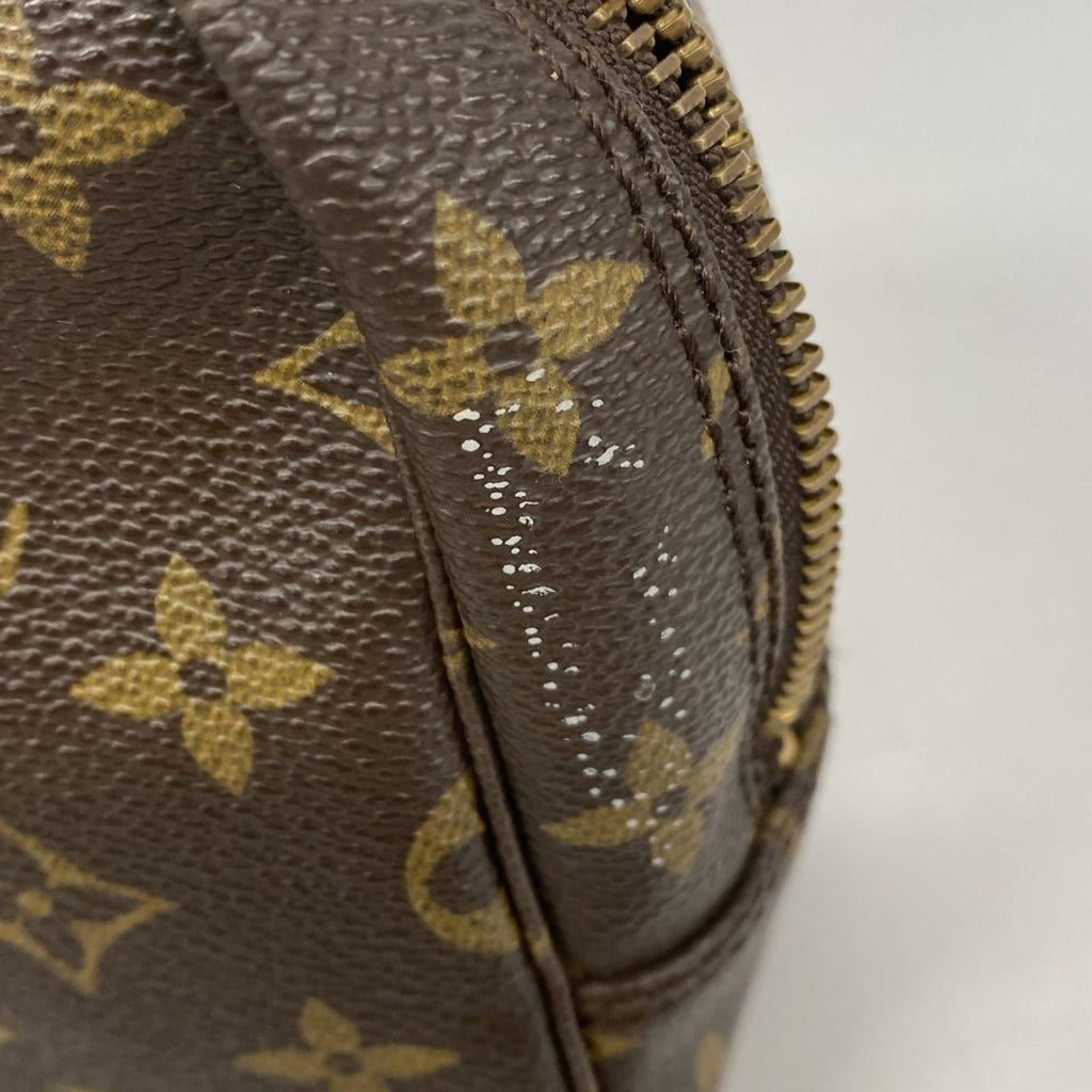 Louis Vuitton Brown Pouch (Pre-Owned)