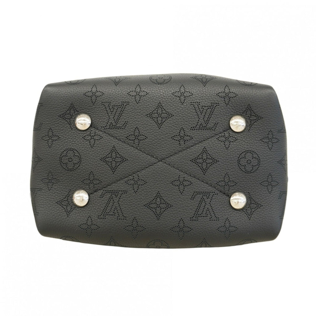 Louis Vuitton Noir Handbag (Pre-Owned)