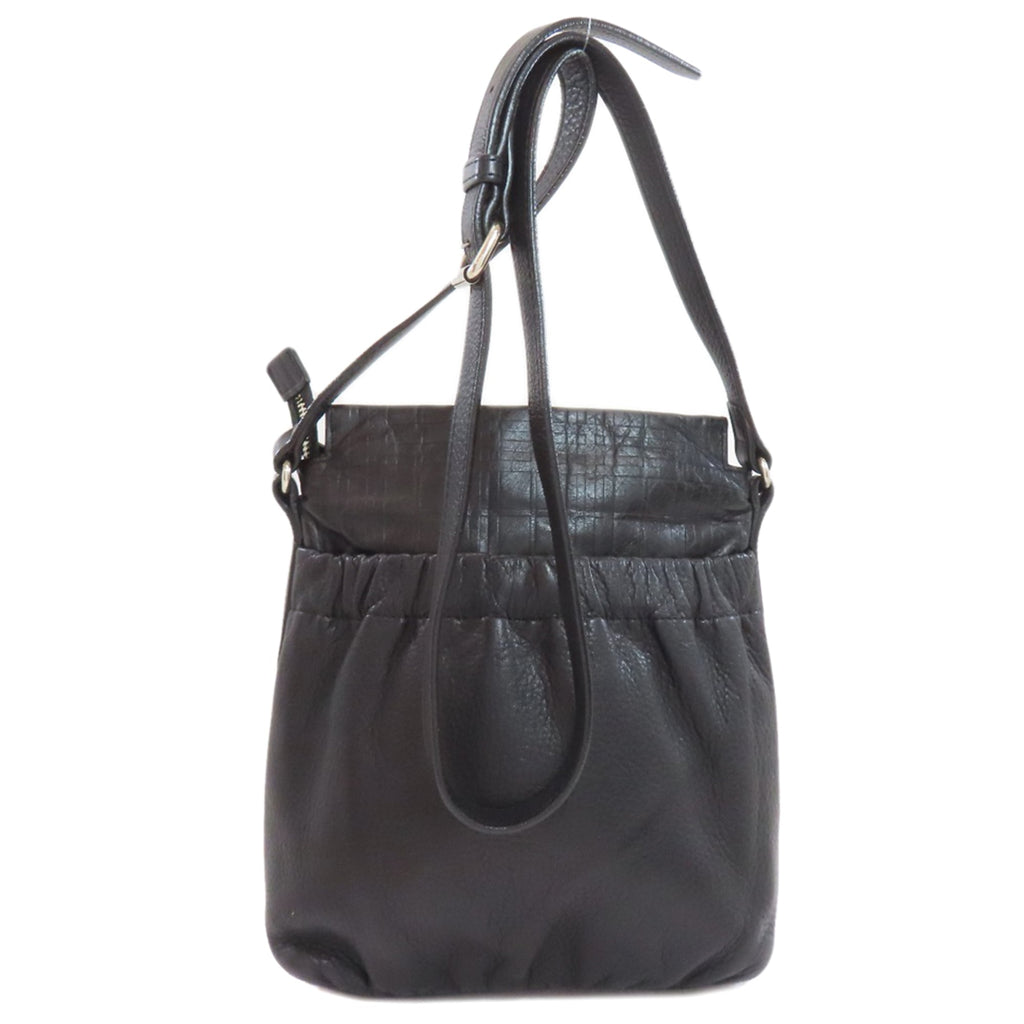 Burberry Black Leather Shoulder Bag (Pre-Owned)