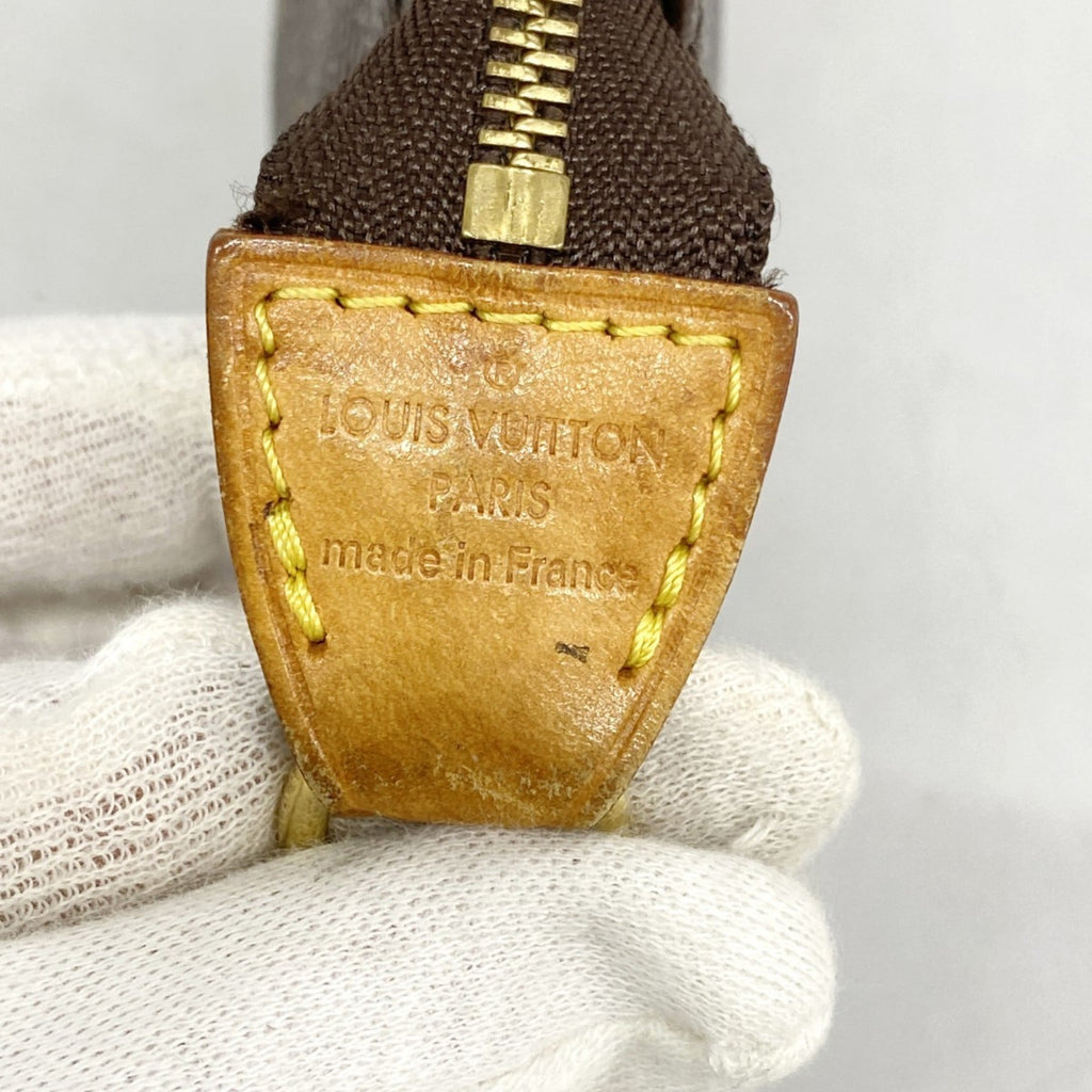 Louis Vuitton Brown Pouch (Pre-Owned)