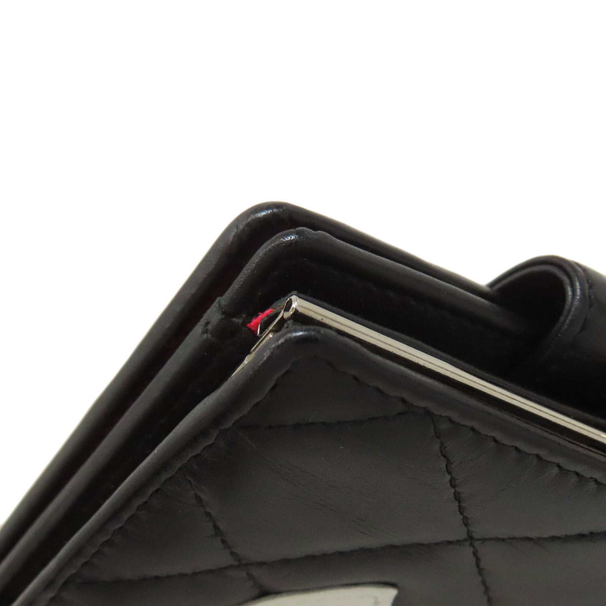 Chanel Black Leather Wallet (Bi-Fold) (Pre-Owned)