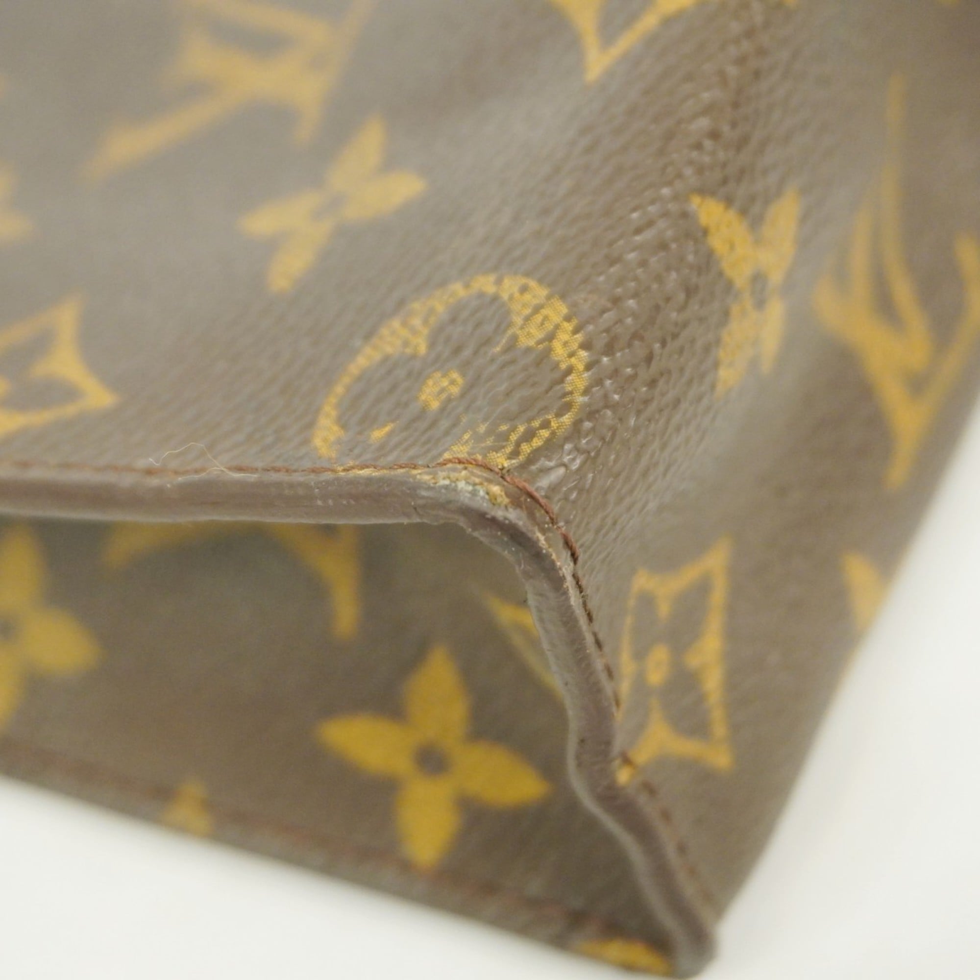 Louis Vuitton Brown Pouch (Pre-Owned)