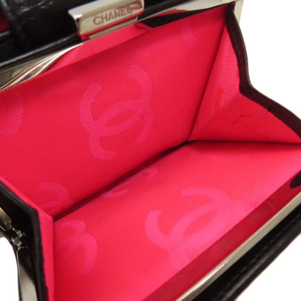 Chanel Black Leather Wallet (Bi-Fold) (Pre-Owned)