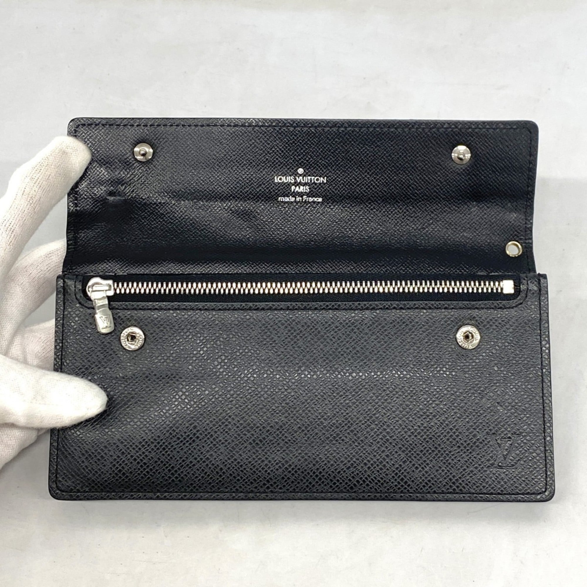 Louis Vuitton Ardoise Long Wallet (Bi-Fold) (Pre-Owned)