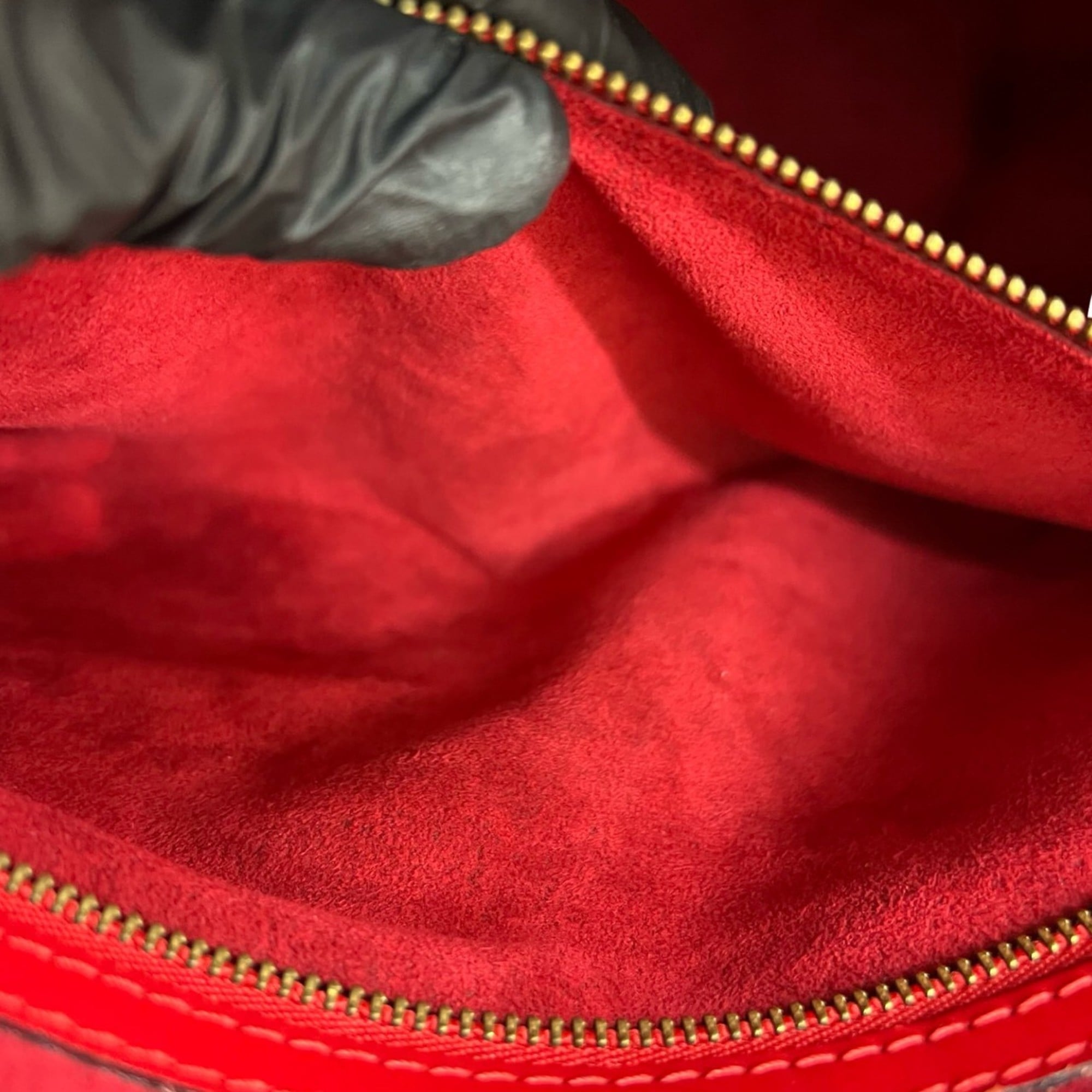 Louis Vuitton Red Color Leather Tote Bag (Pre-Owned)
