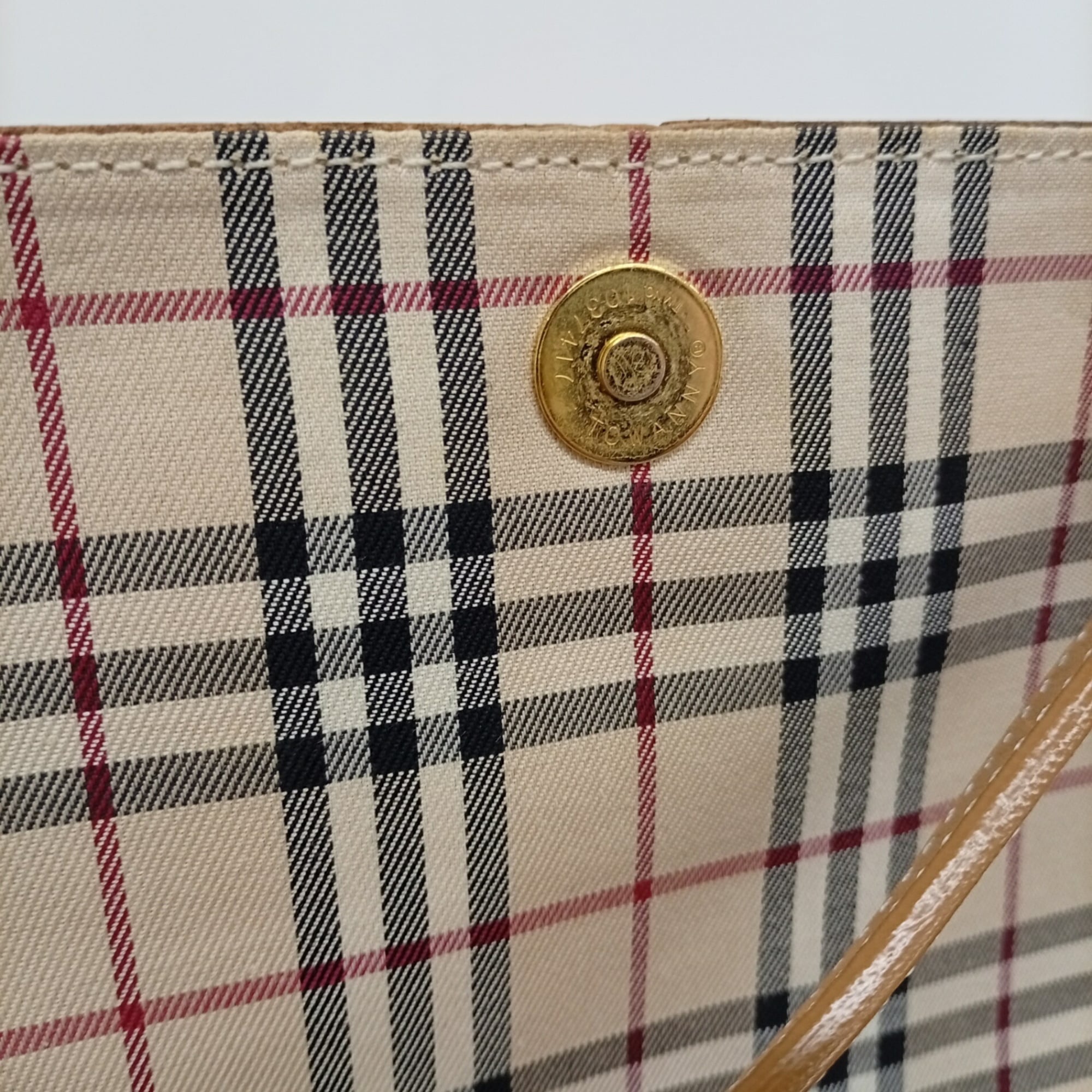 Burberry Beige Leather Shoulder Bag (Pre-Owned)