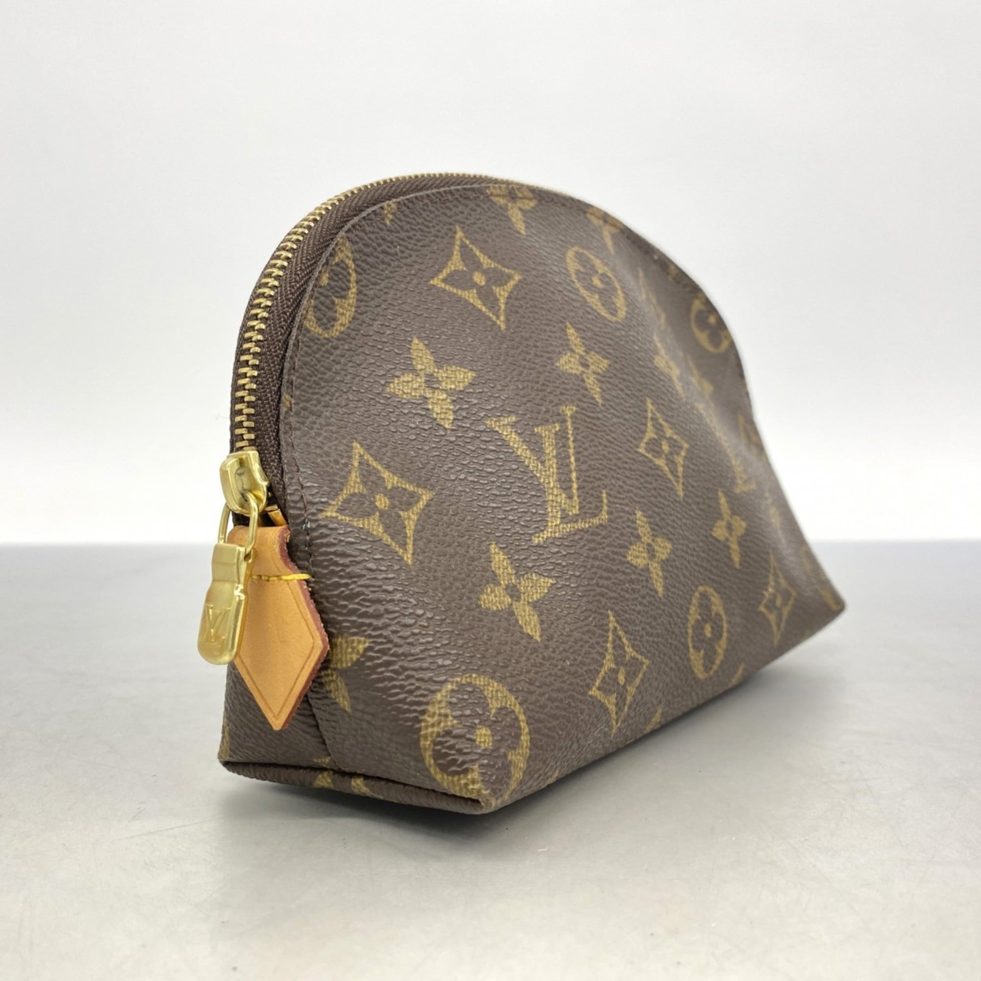 Louis Vuitton Brown Pouch (Pre-Owned)