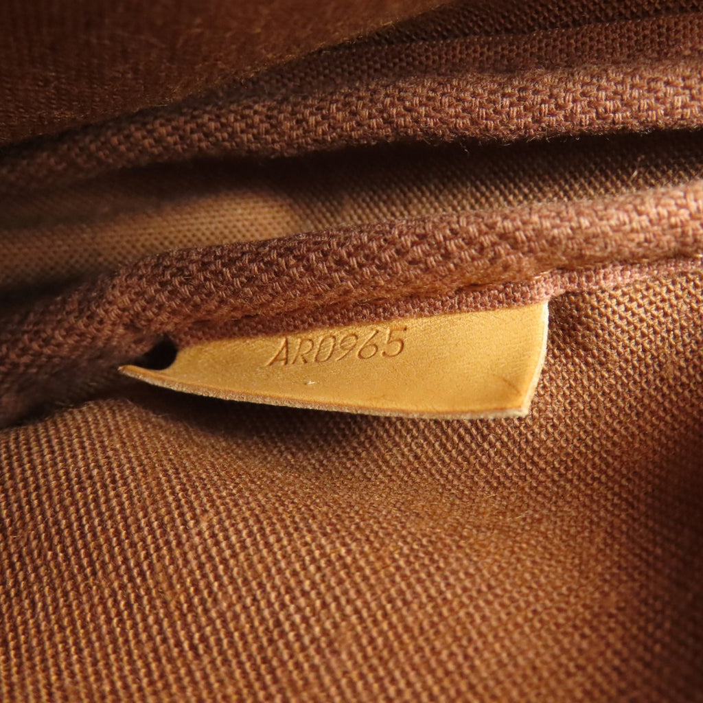Louis Vuitton Monogram Monogram Shoulder Bag (Pre-Owned)