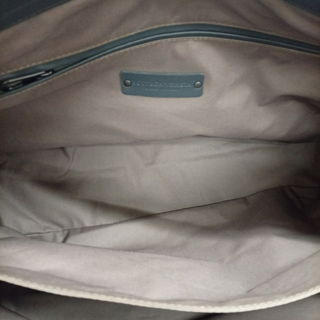 Bottega Veneta Gray Leather Tote Bag (Pre-Owned)