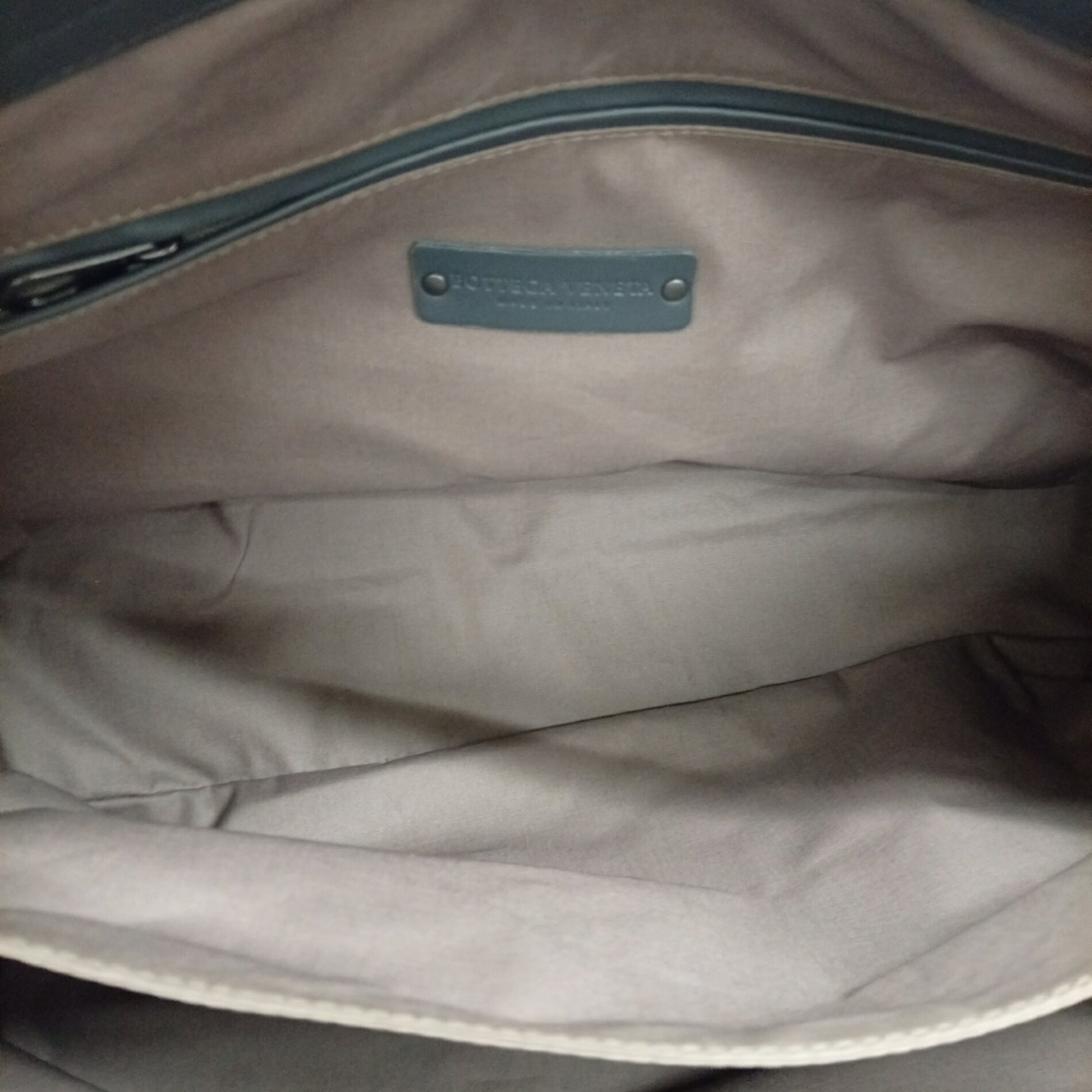 Bottega Veneta Gray Leather Tote Bag (Pre-Owned)