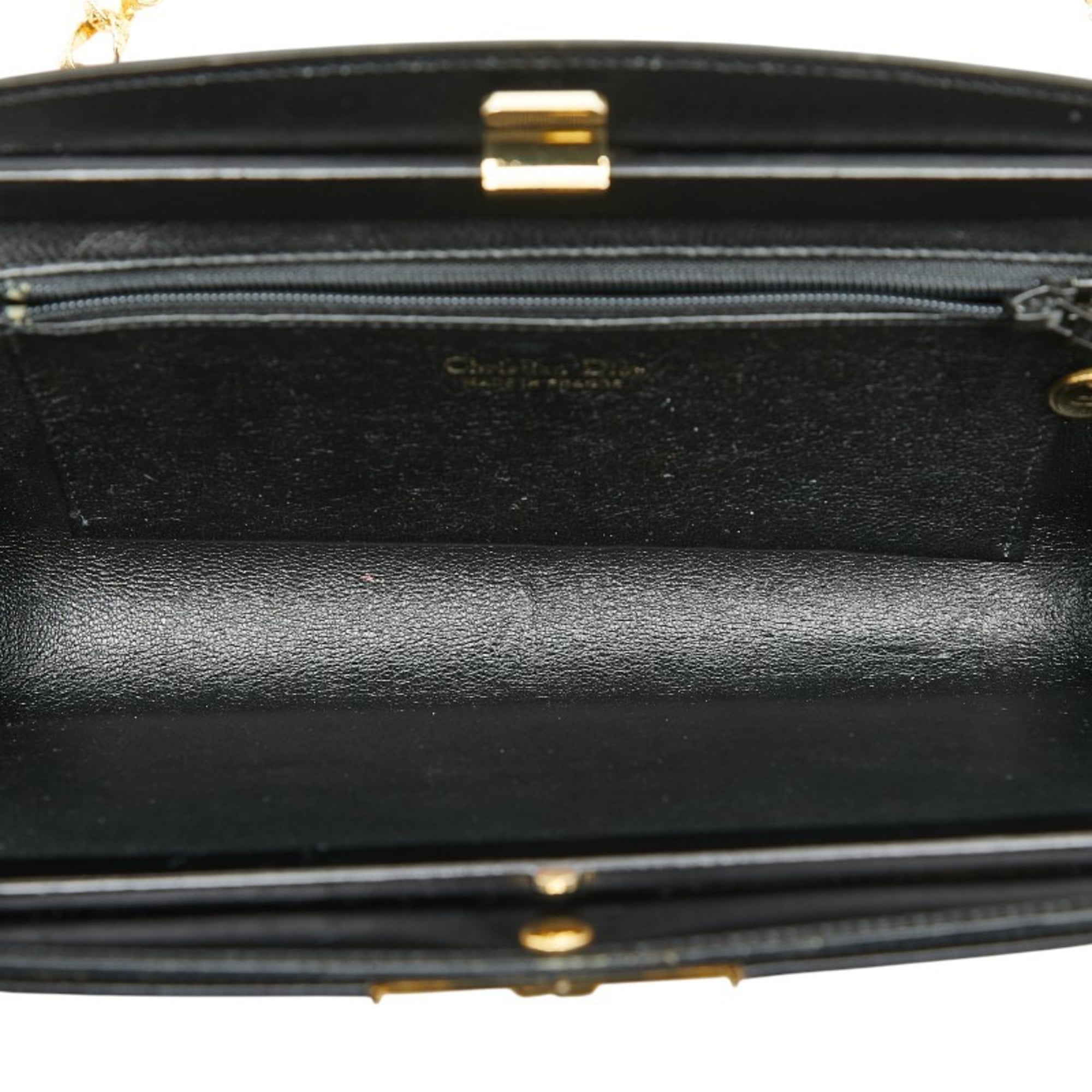 Christian Dior Black Leather Shoulder Bag (Pre-Owned)