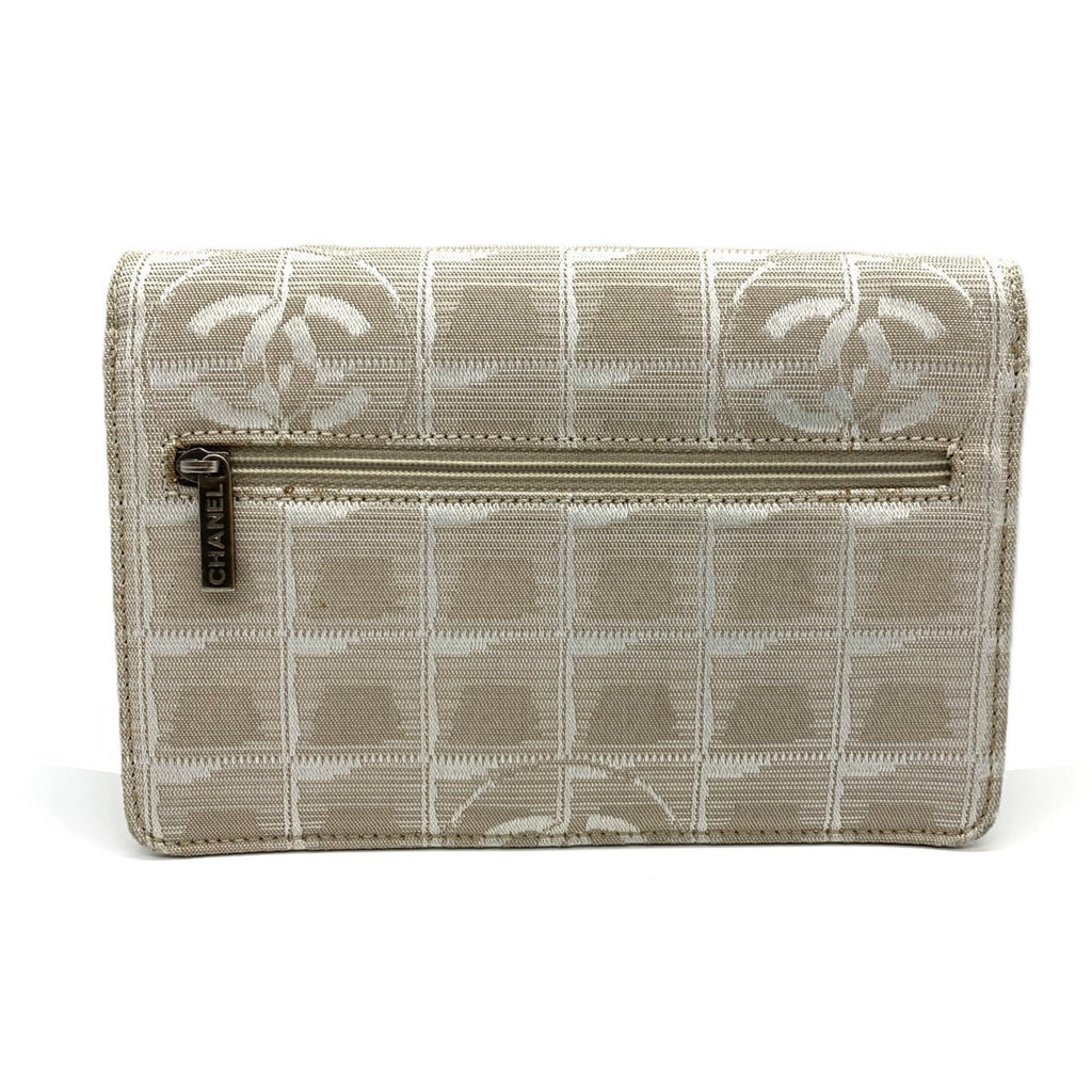 Chanel New Travel Line Beige Nylon Chain/Shoulder Wallet (Pre-Owned)