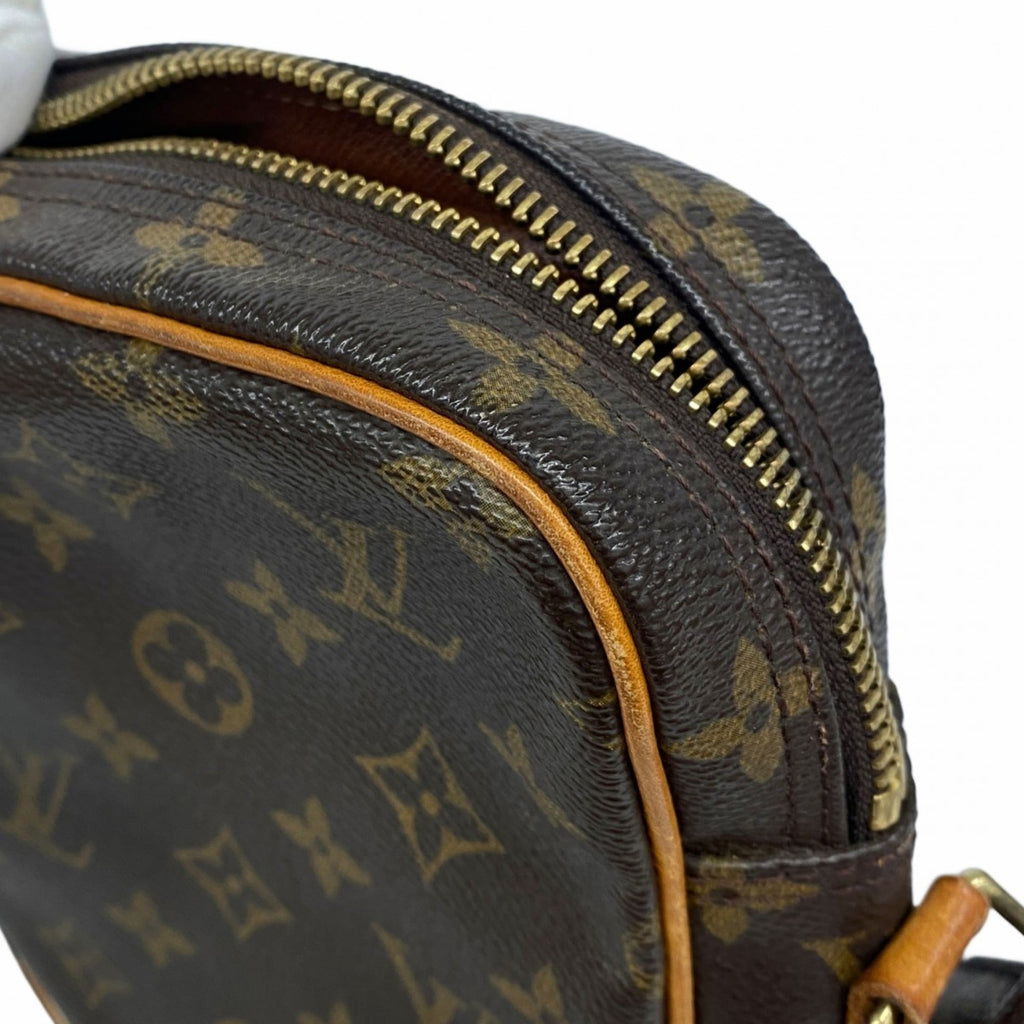 Louis Vuitton Brown Shoulder Bag (Pre-Owned)