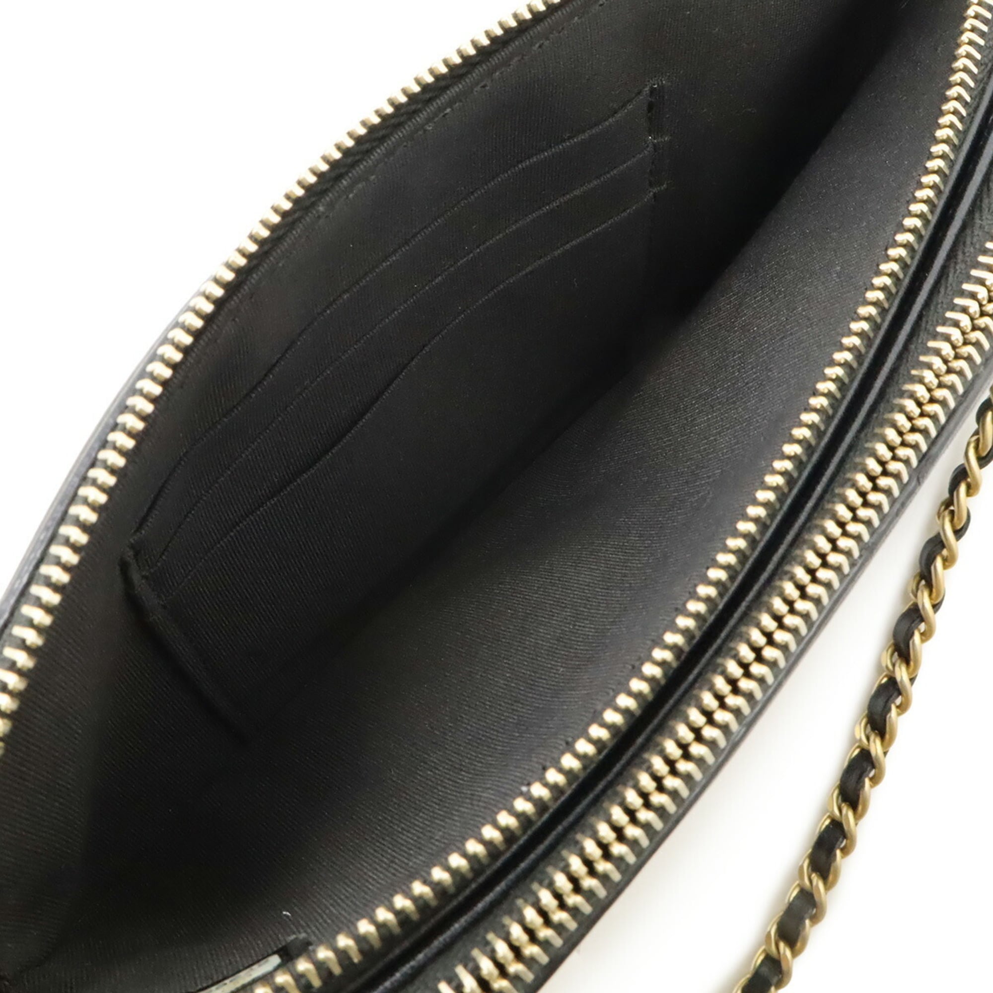 Chanel Black Grained Calfskin Pochette Shoulder Bag (Pre-Owned)