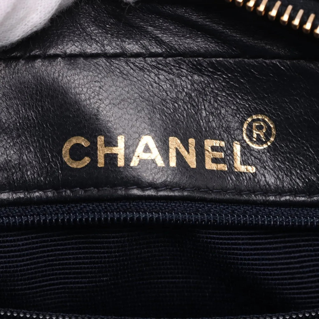 Chanel Navy Leather Shoulder Bag (Pre-Owned)