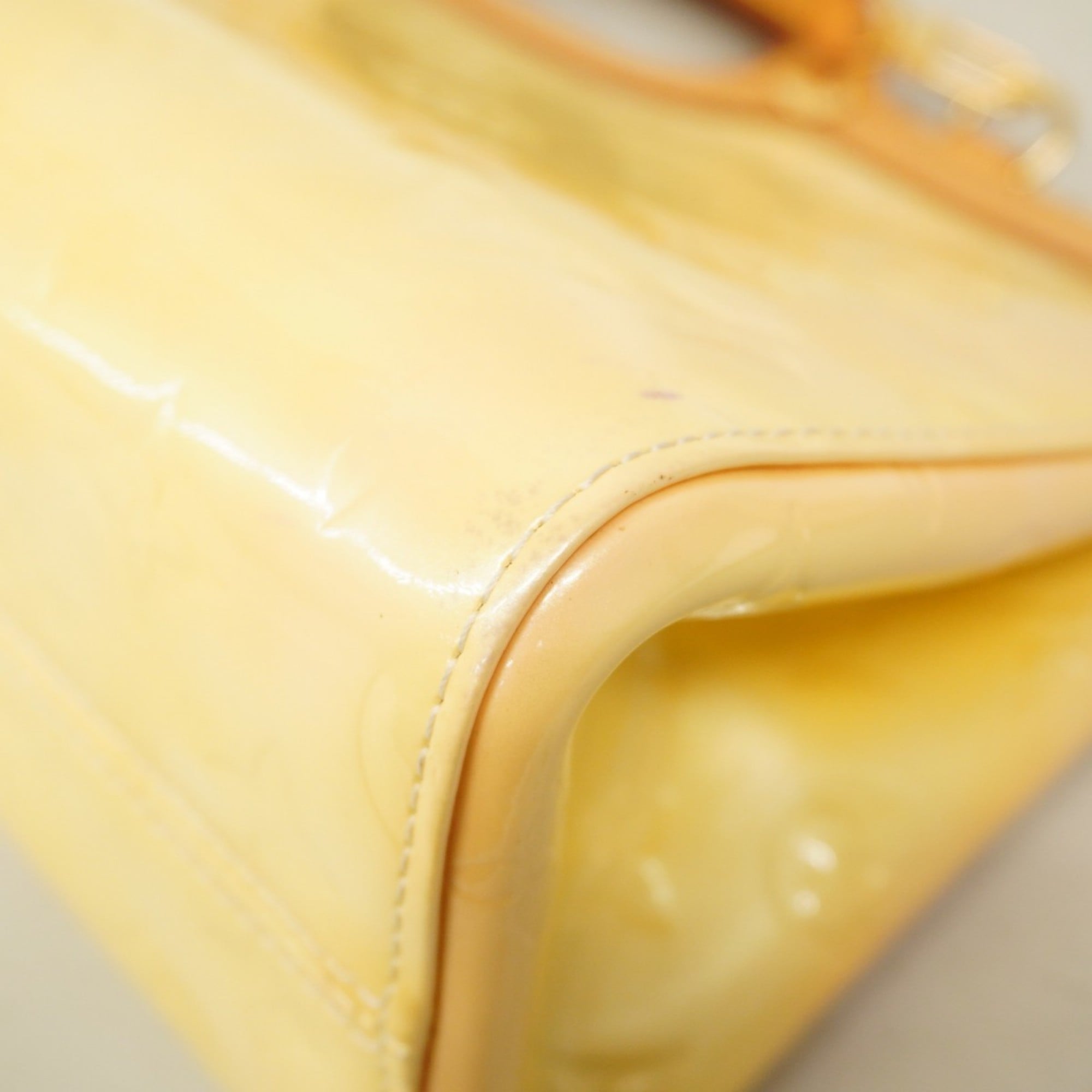 Louis Vuitton Pearl Handbag (Pre-Owned)