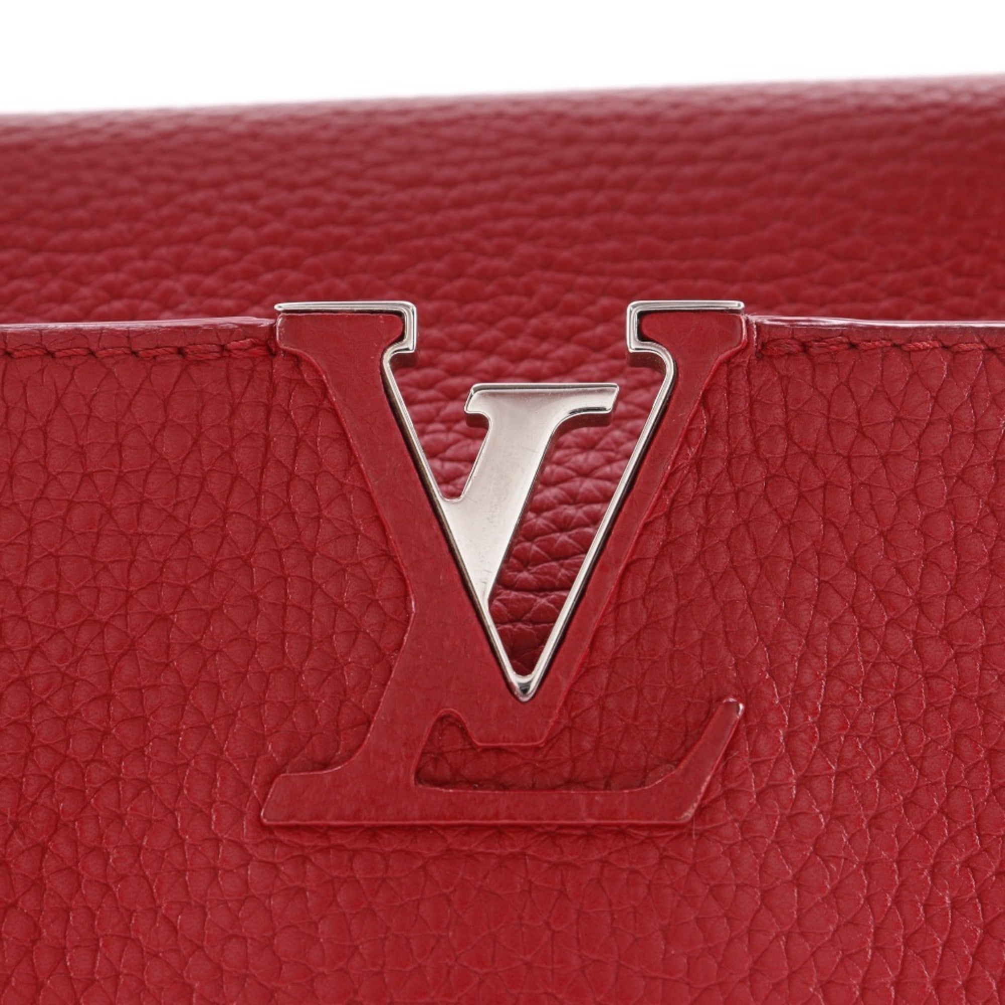 Louis Vuitton Red Color Handbag (Pre-Owned)