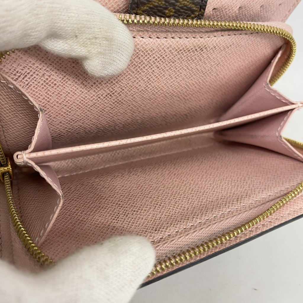 Louis Vuitton Rose Ballerine Wallet (Bi-Fold) (Pre-Owned)