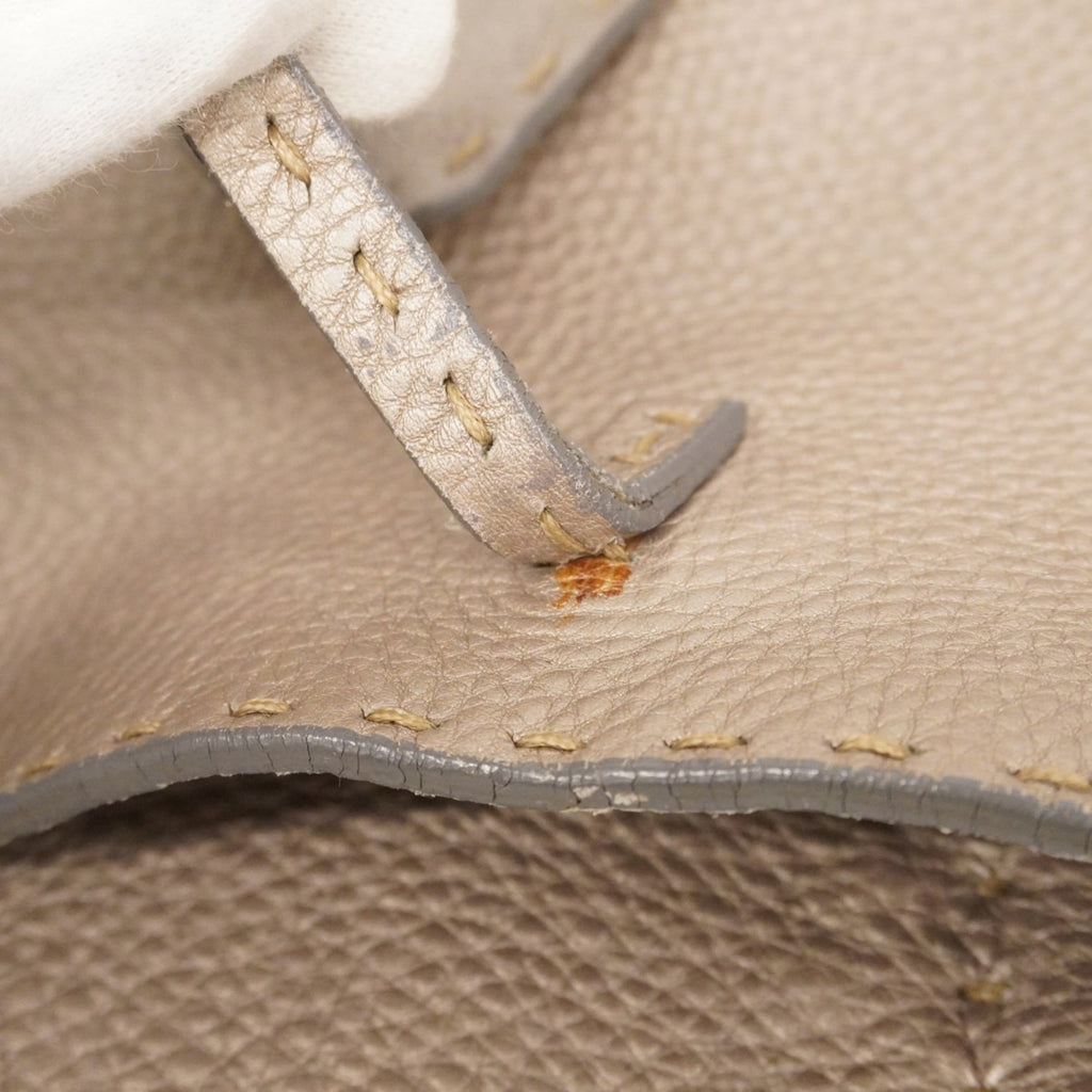 Fendi Grayish Leather Tote Bag (Pre-Owned)