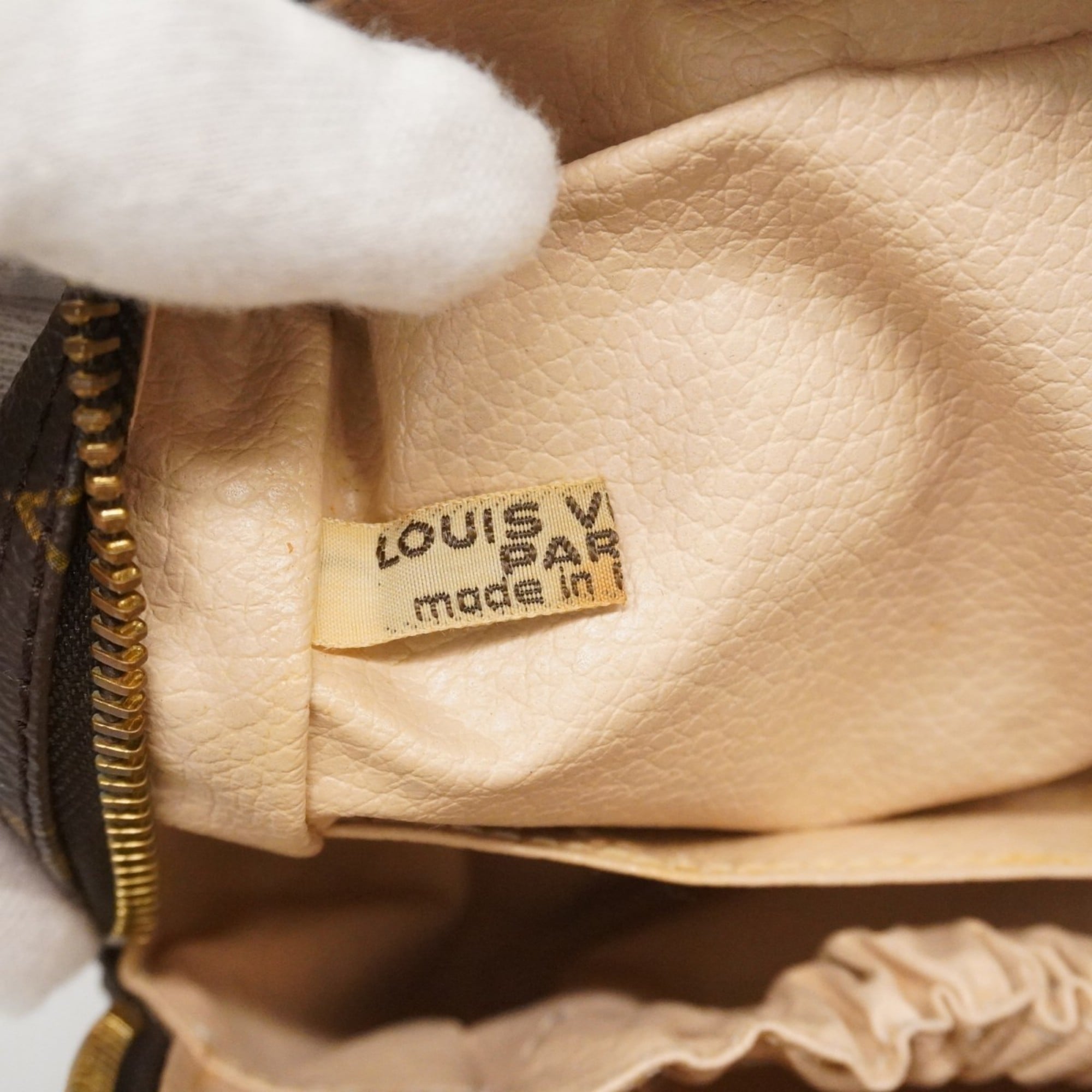 Louis Vuitton Brown Pouch (Pre-Owned)