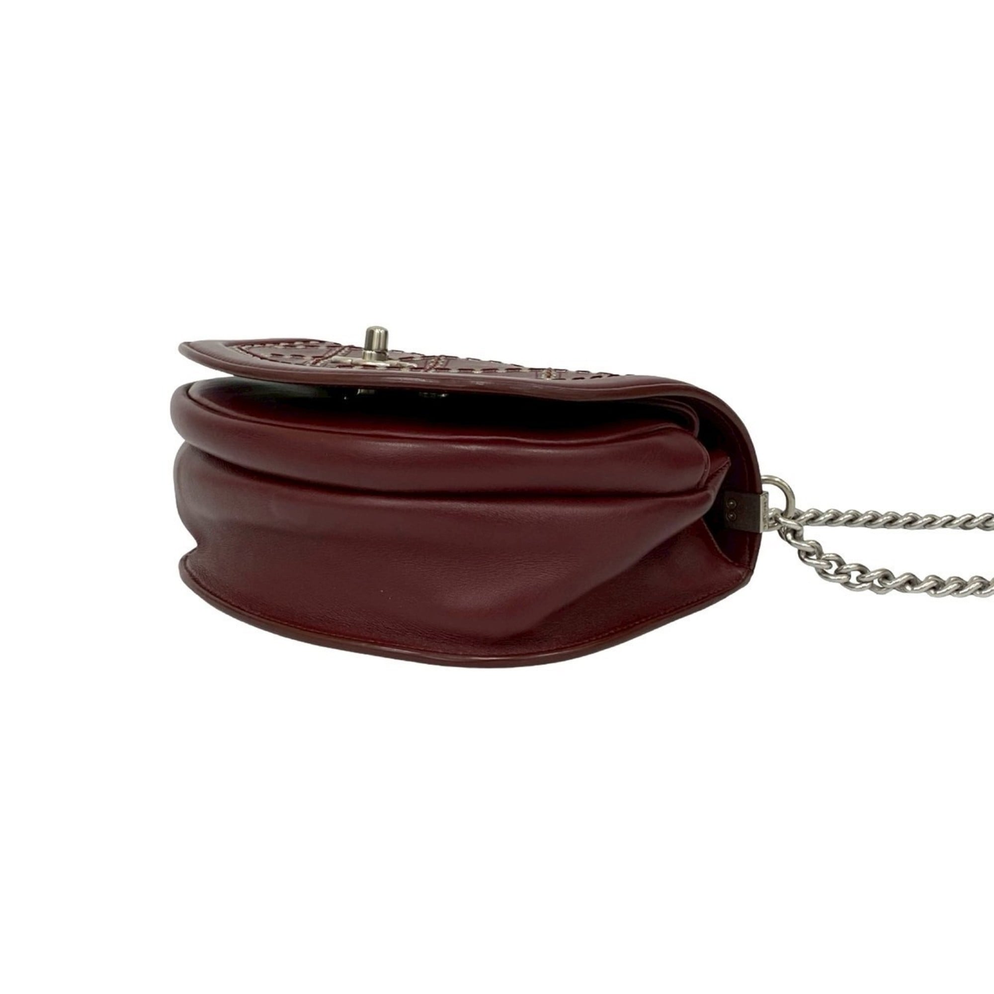 Chanel Red Color Wine Leather Pochette Shoulder Bag (Pre-Owned)