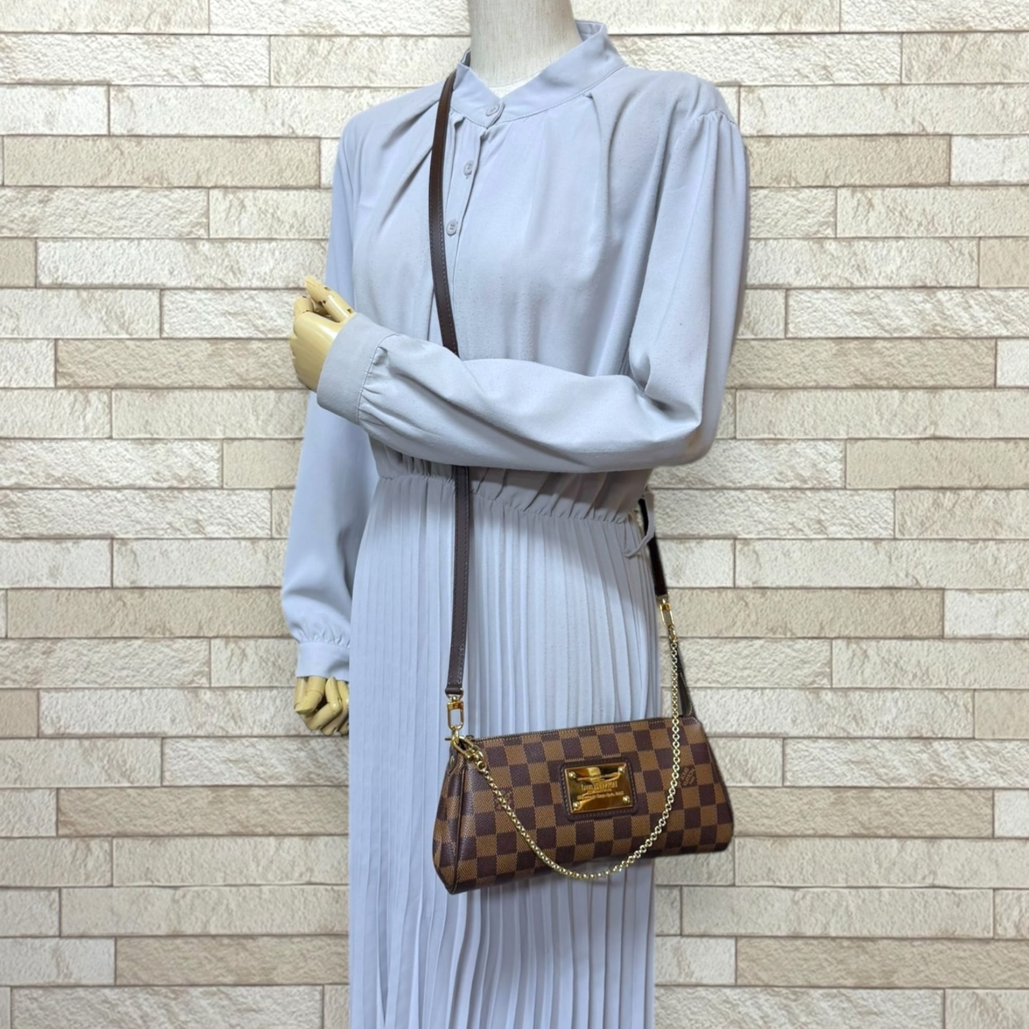 Louis Vuitton Brown Damier Canvas Handbag (Pre-Owned)
