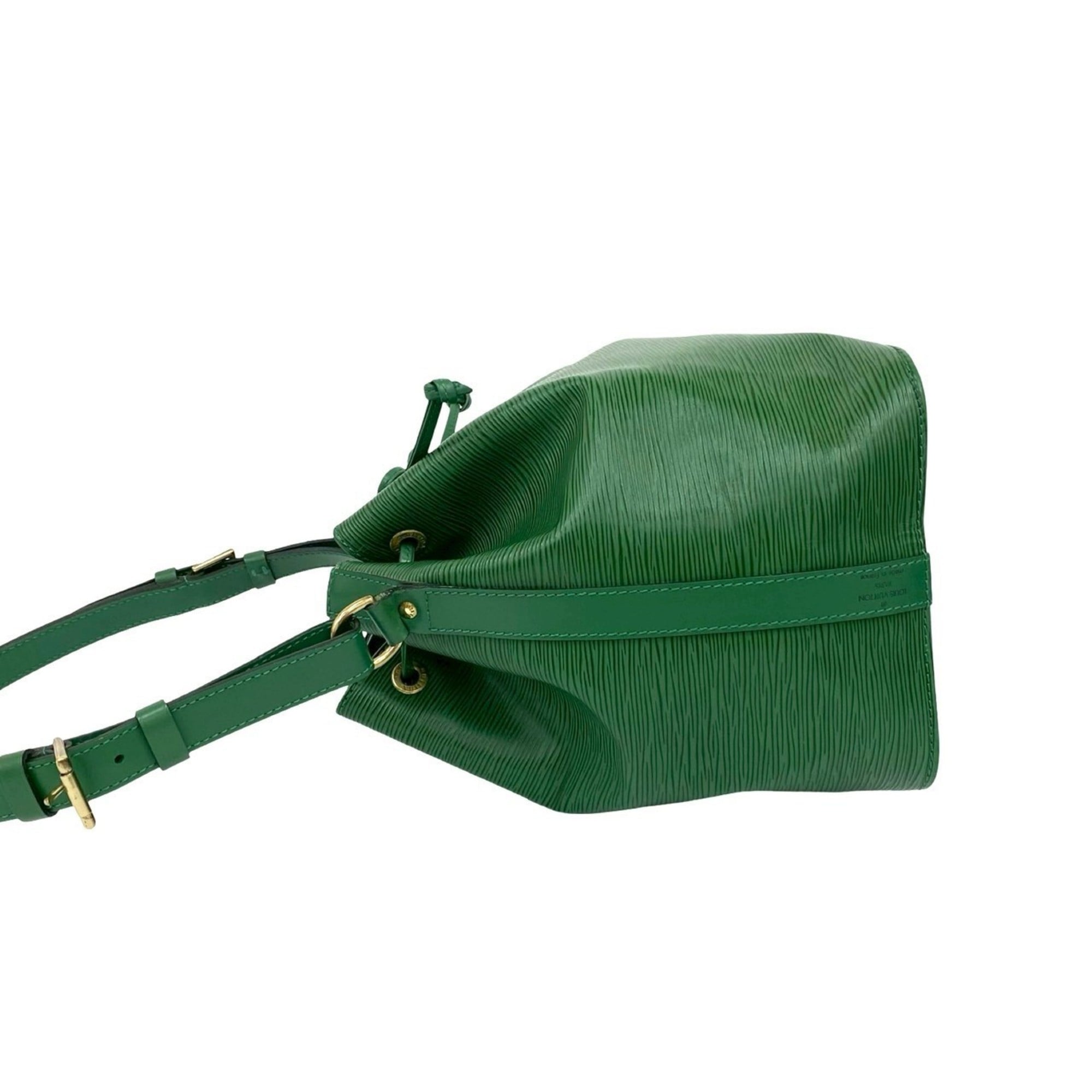 Louis Vuitton Green Epi Leather Shoulder Bag (Pre-Owned)